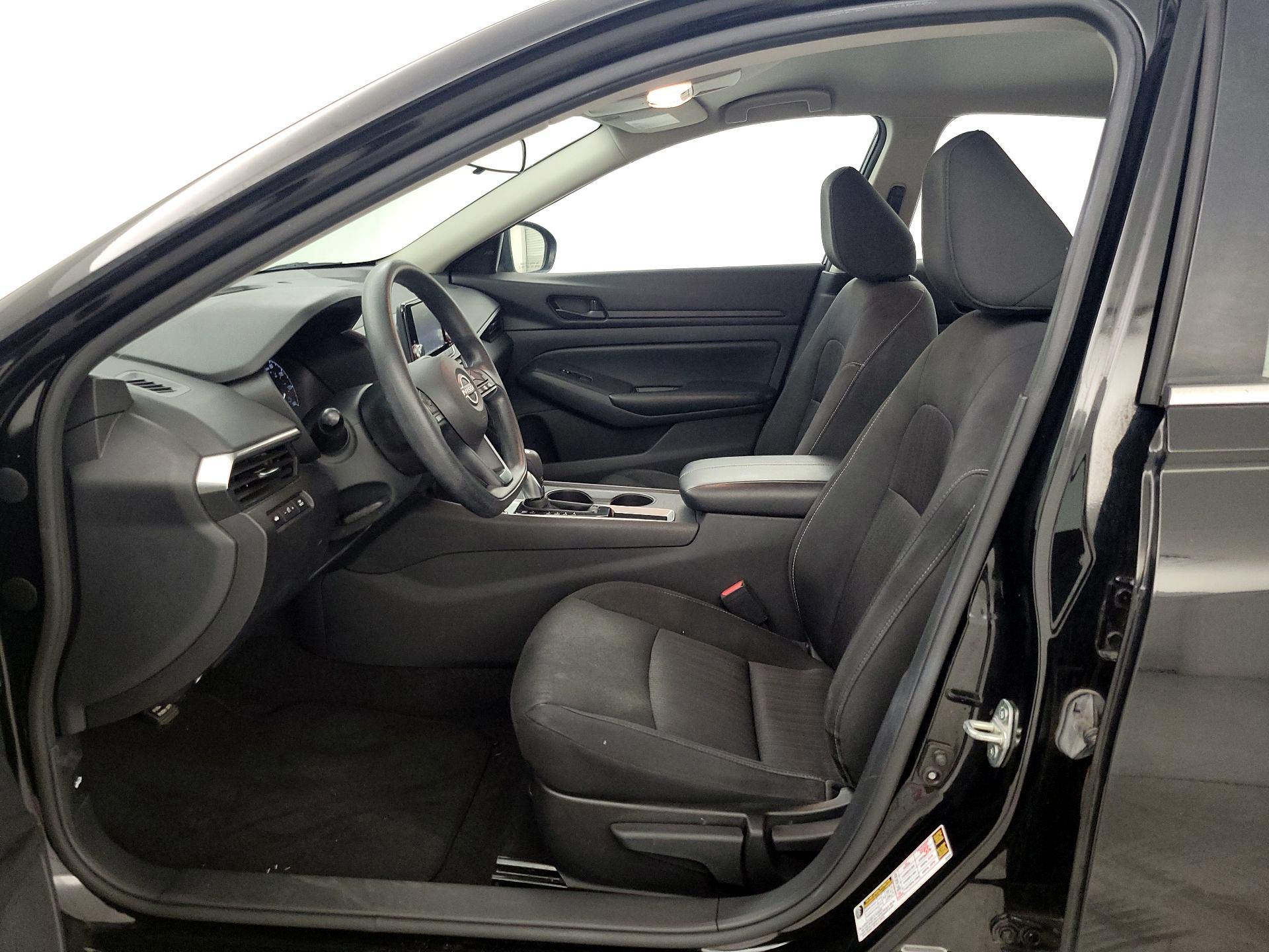 Thumbnail: 2023 Nissan Altima - 11