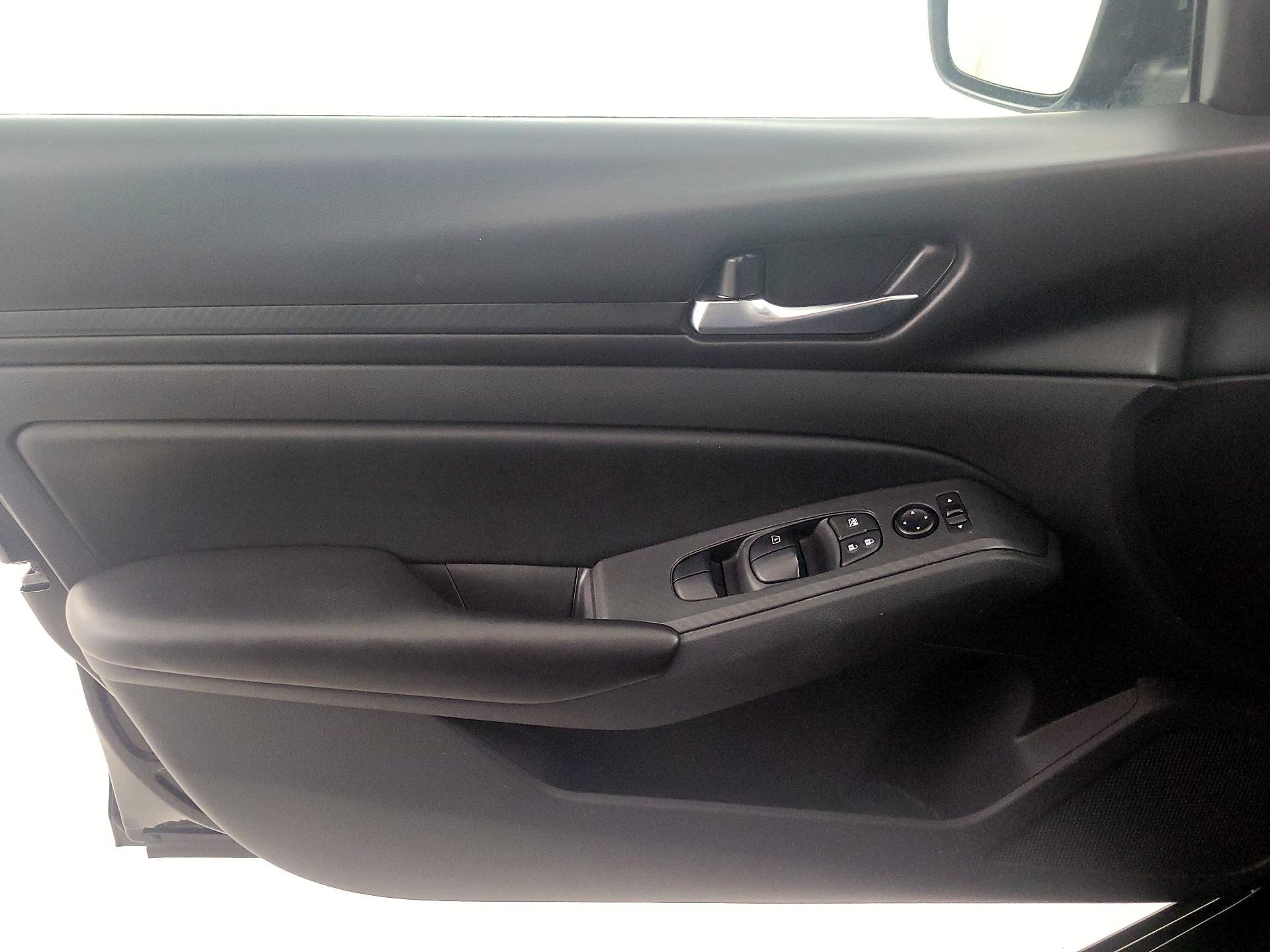 Thumbnail: 2021 Nissan Altima - 12