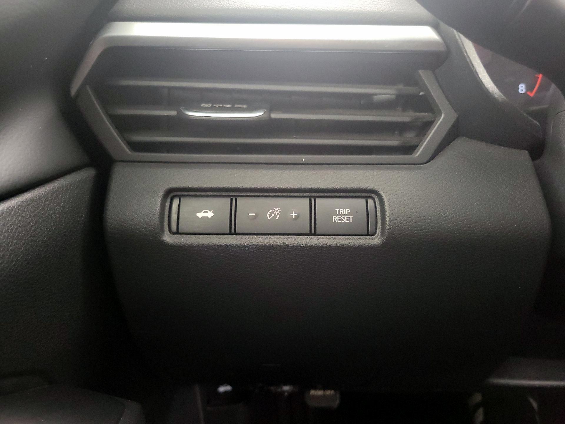 Thumbnail: 2021 Nissan Altima - 13