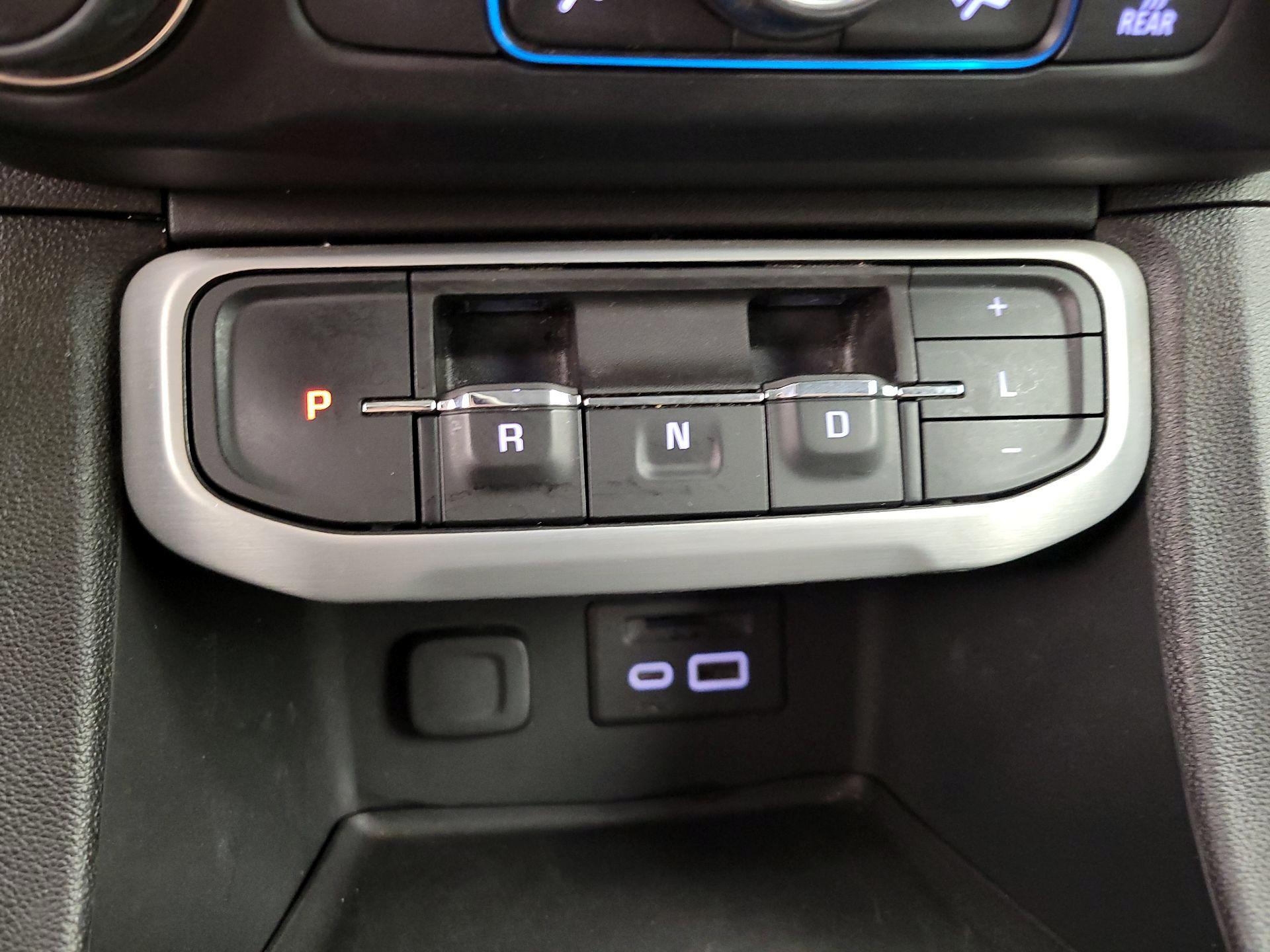 Thumbnail: 2023 GMC Acadia - 17