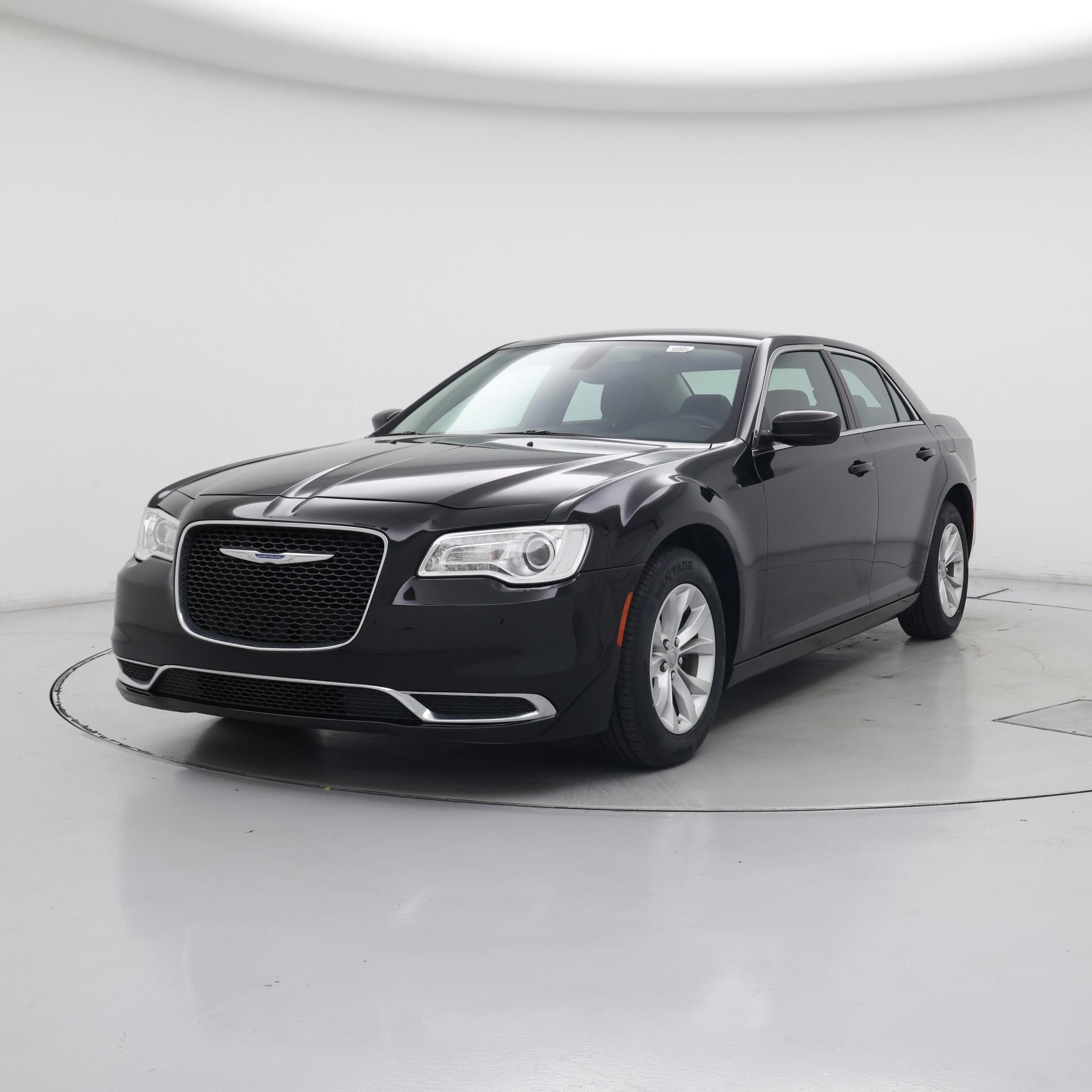 Thumbnail: 2023 Chrysler 300 - 4