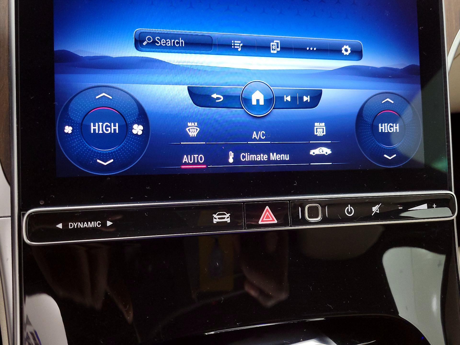 Thumbnail: 2023 Mercedes-Benz C-Class - 16