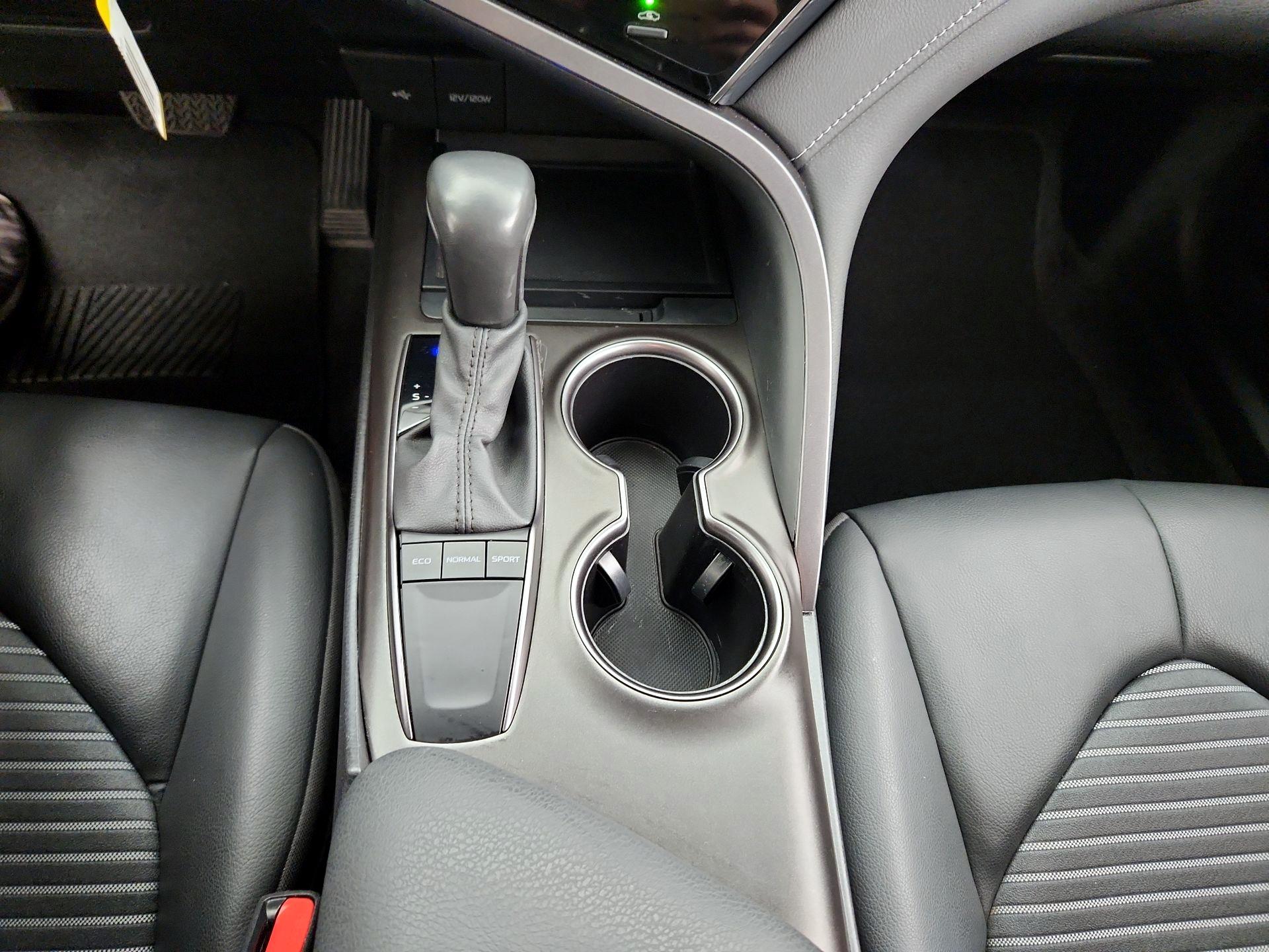 Thumbnail: 2024 Toyota Camry - 17