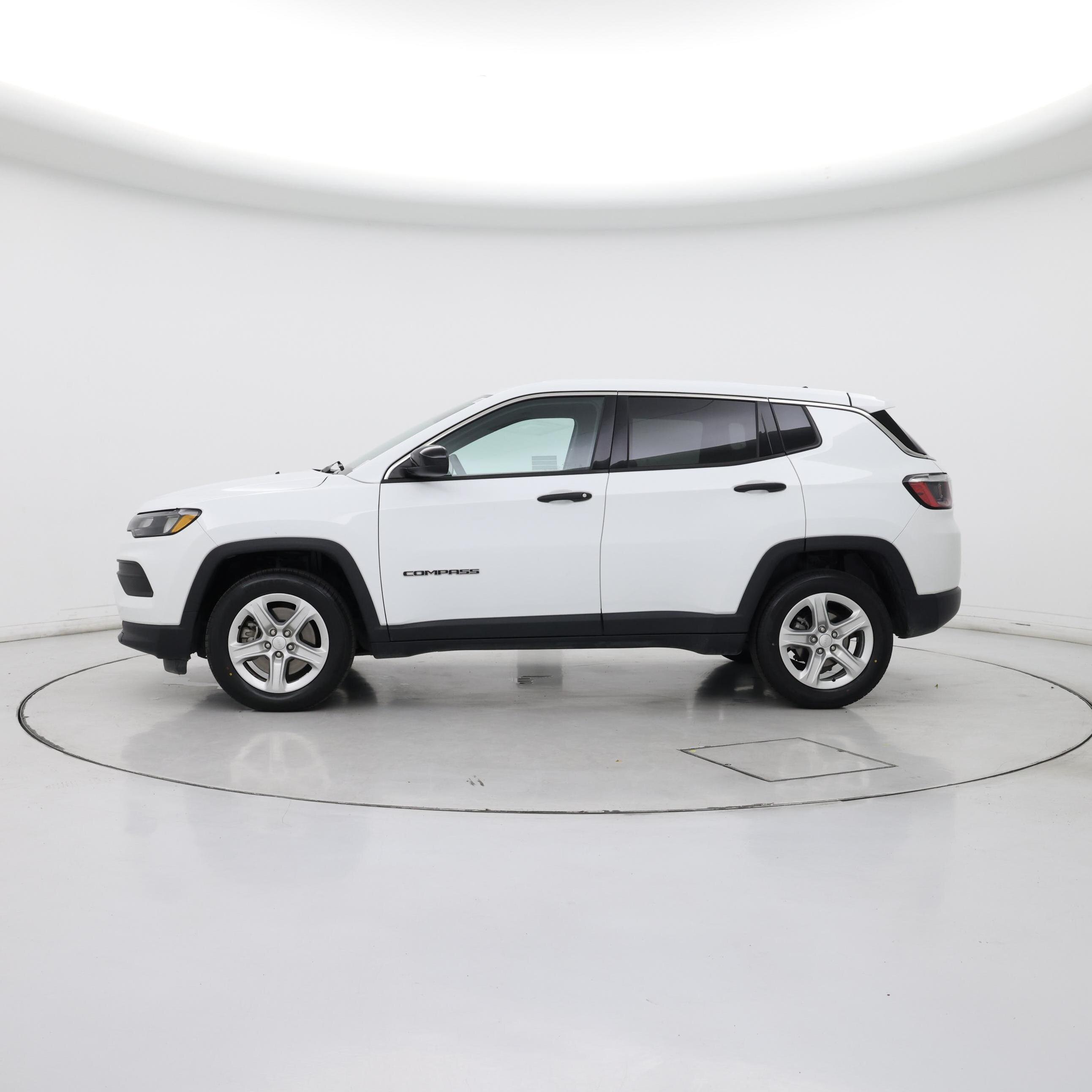 Thumbnail: 2023 Jeep Compass - 3
