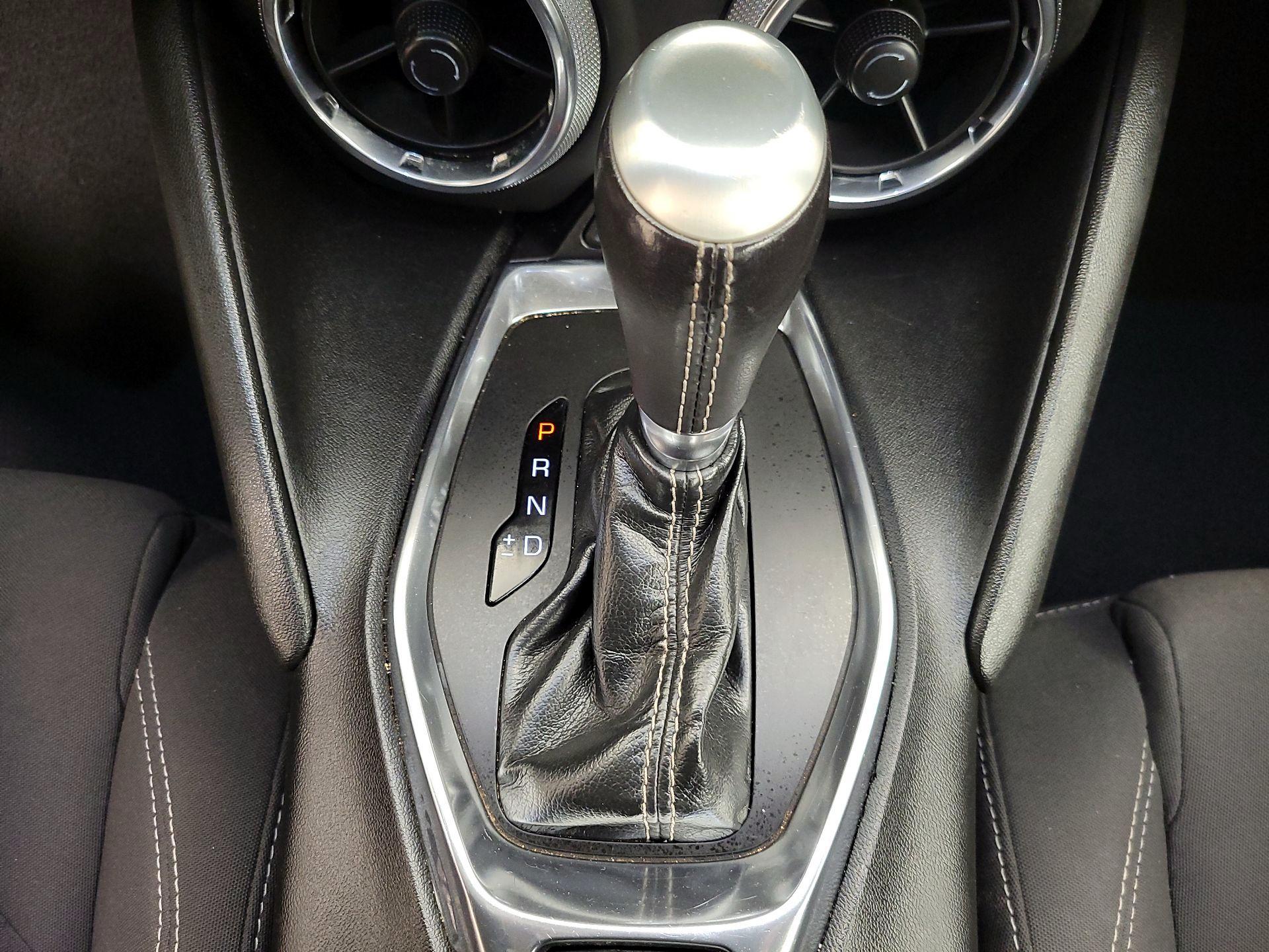 Thumbnail: 2020 Chevrolet Camaro - 16