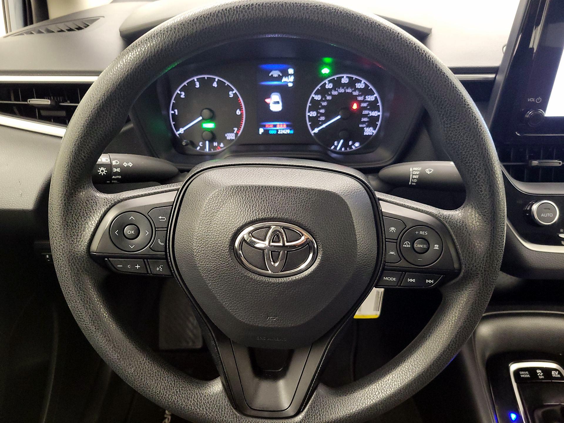 Thumbnail: 2023 Toyota Corolla - 10