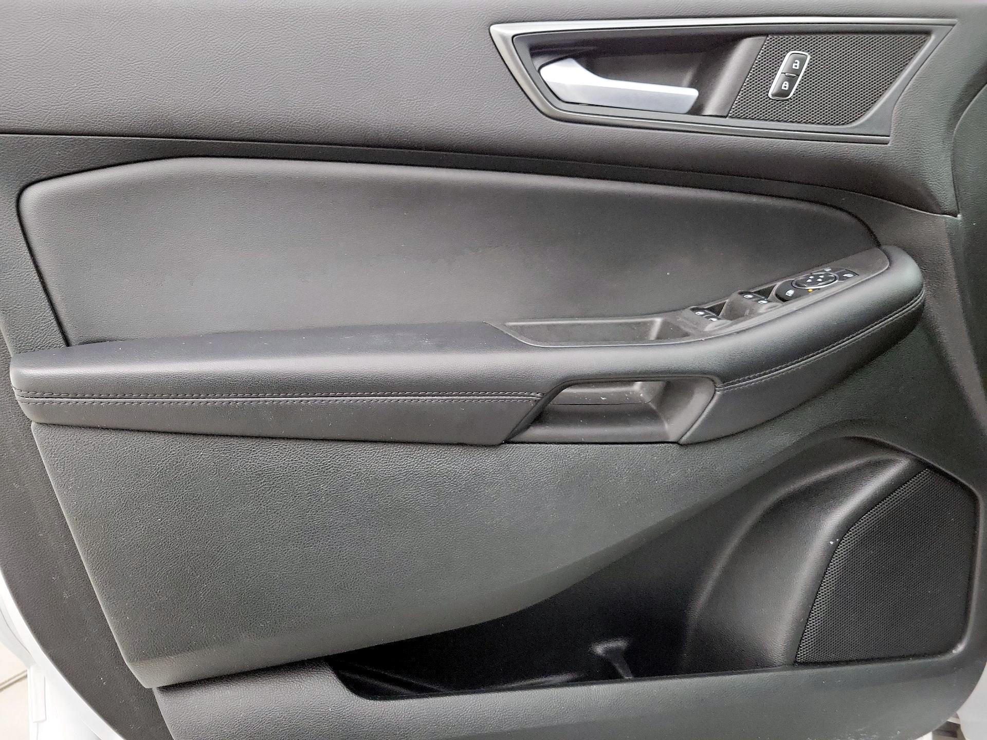 Thumbnail: 2023 Ford Edge - 12