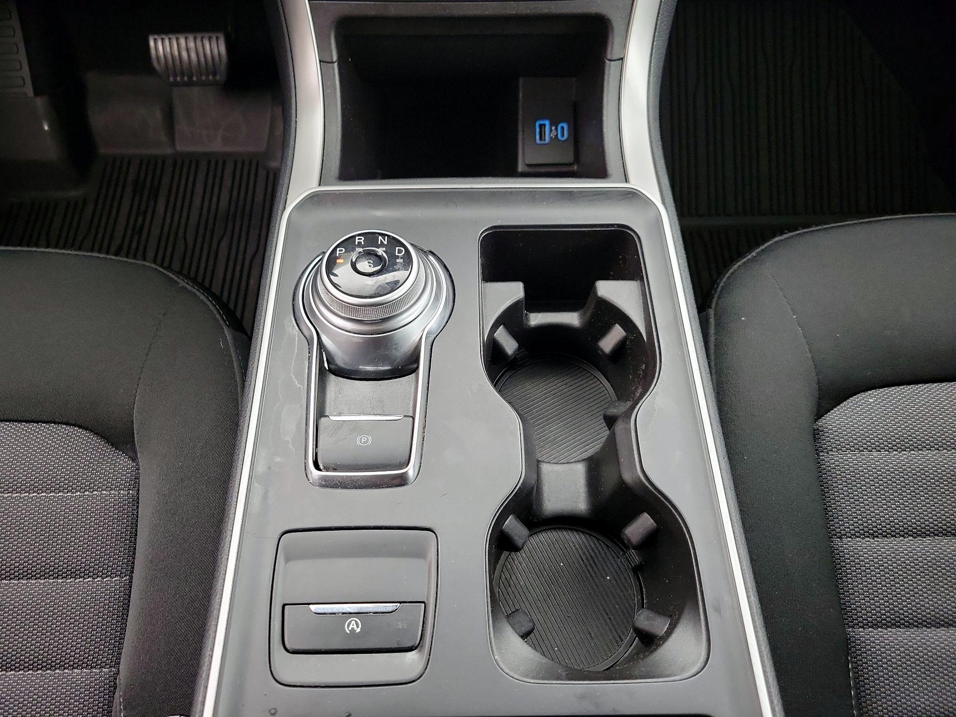 Thumbnail: 2023 Ford Edge - 17