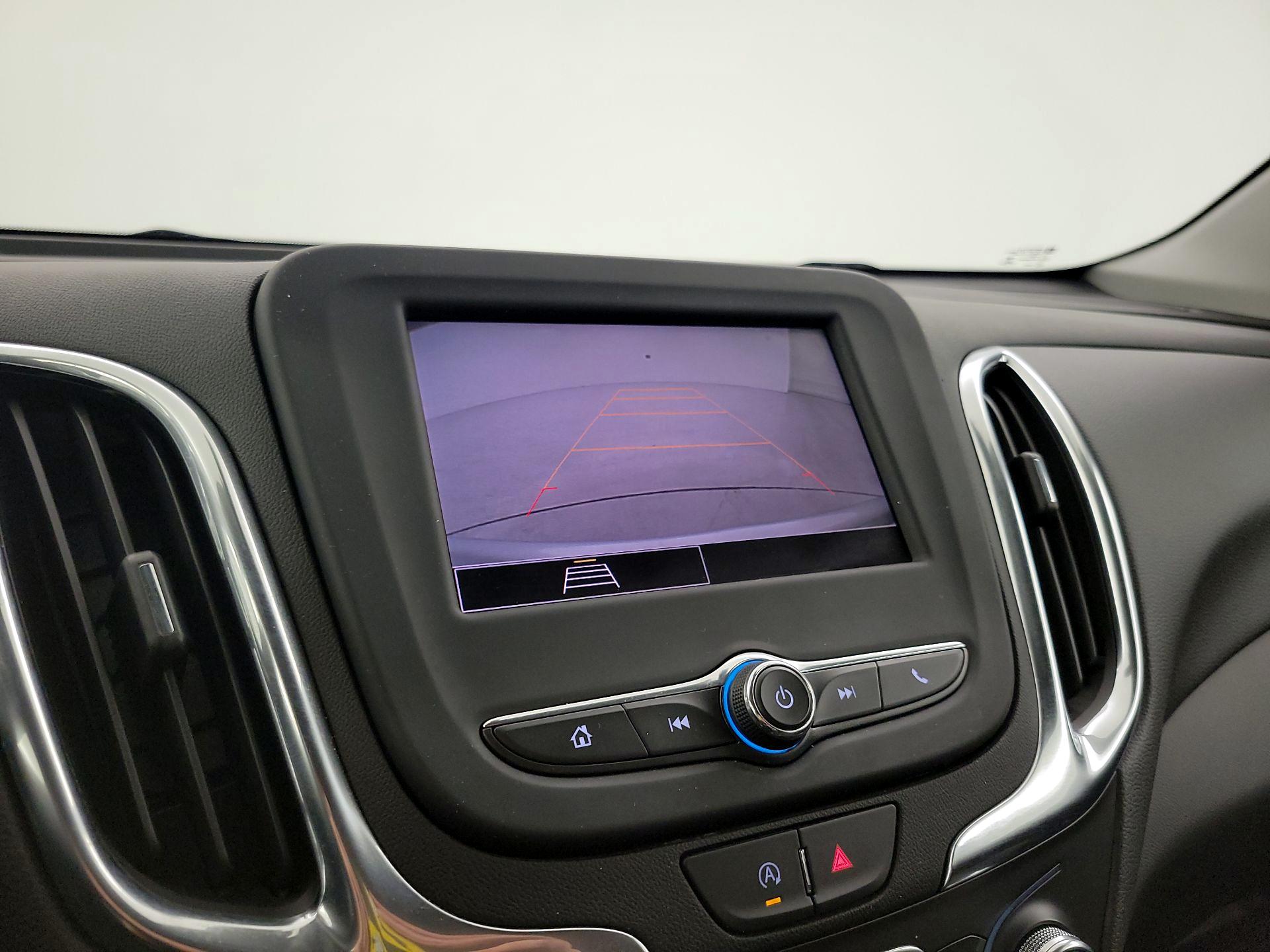 Thumbnail: 2022 Chevrolet Equinox - 14