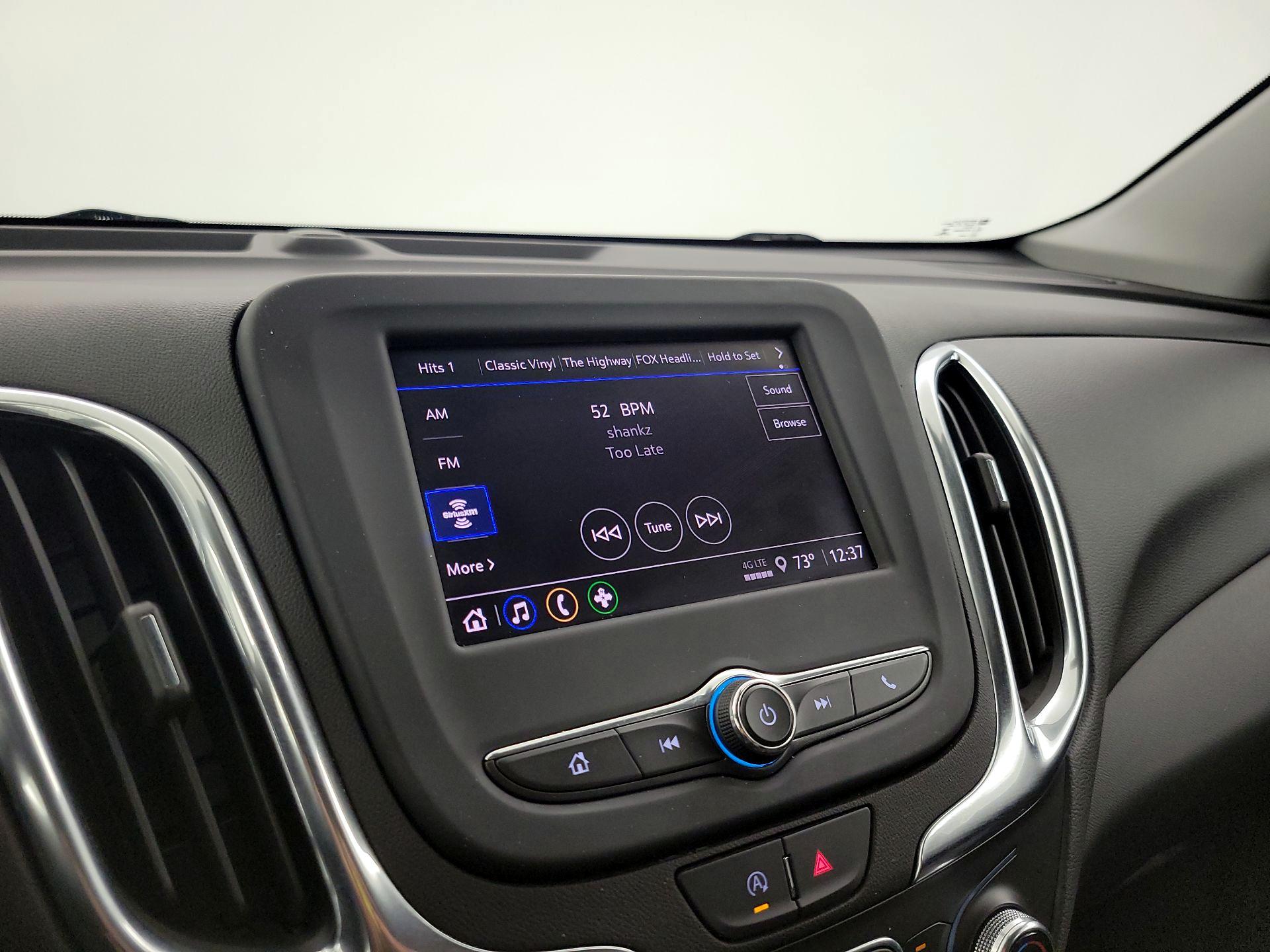 Thumbnail: 2022 Chevrolet Equinox - 15