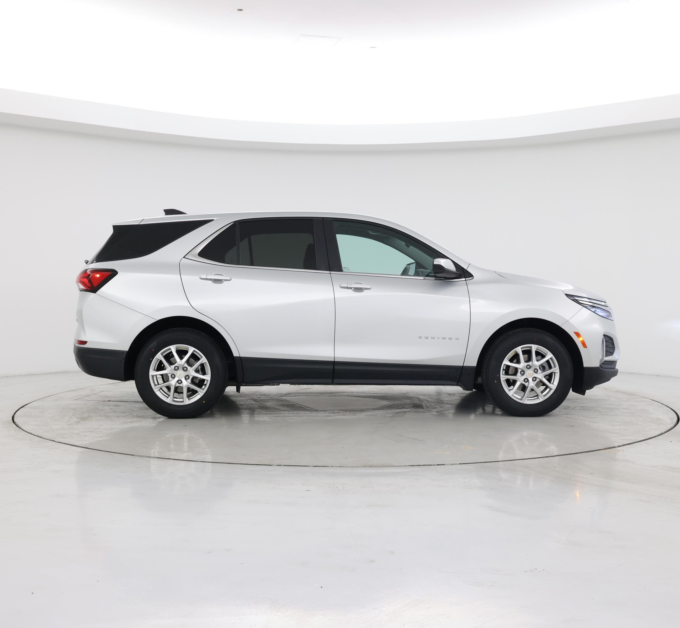 Thumbnail: 2022 Chevrolet Equinox - 7