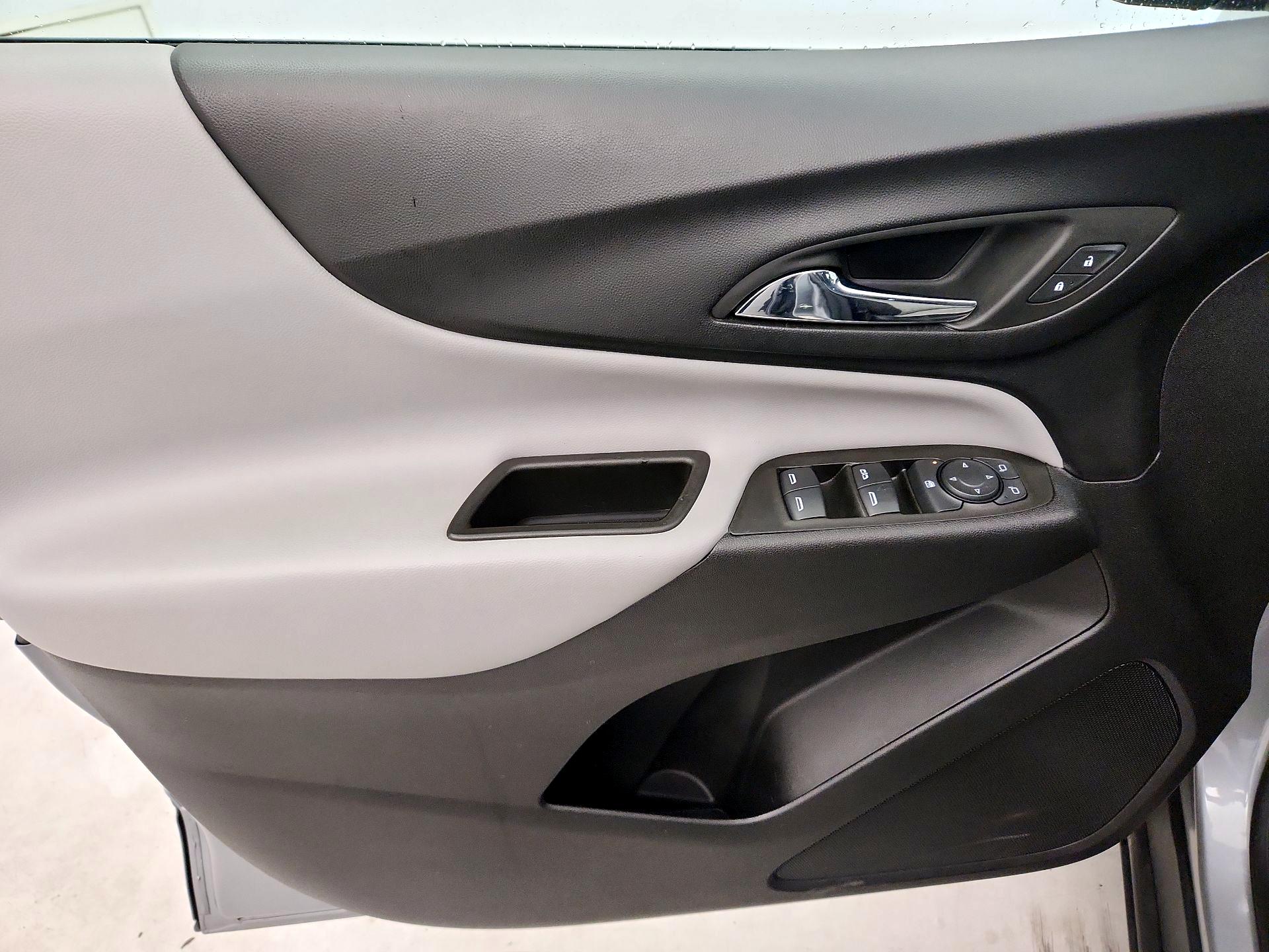 Thumbnail: 2023 Chevrolet Equinox - 12