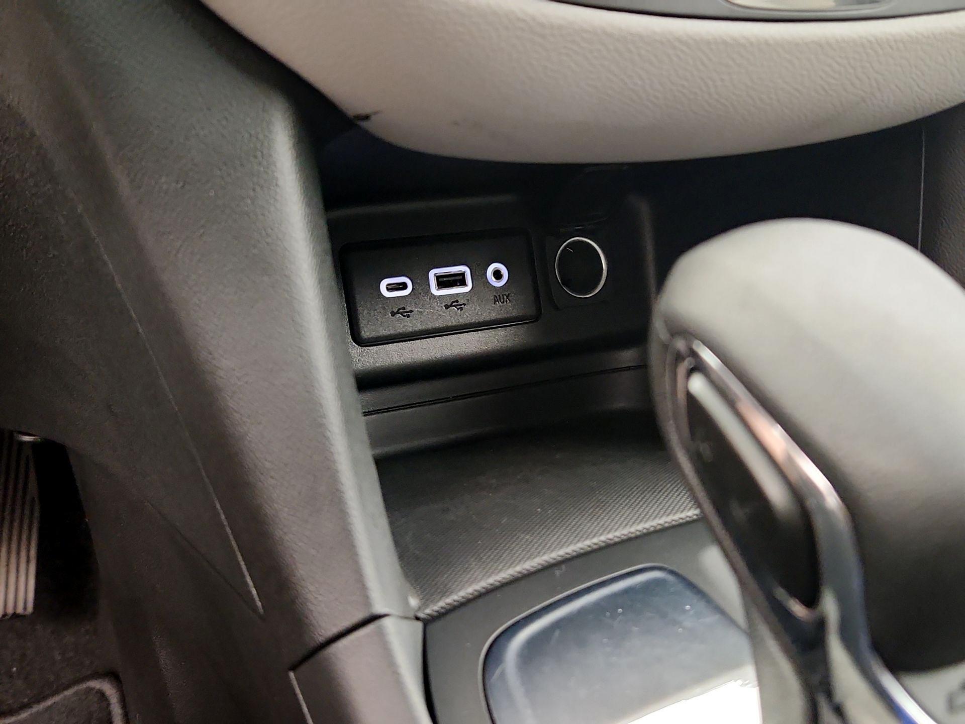 Thumbnail: 2023 Chevrolet Equinox - 18