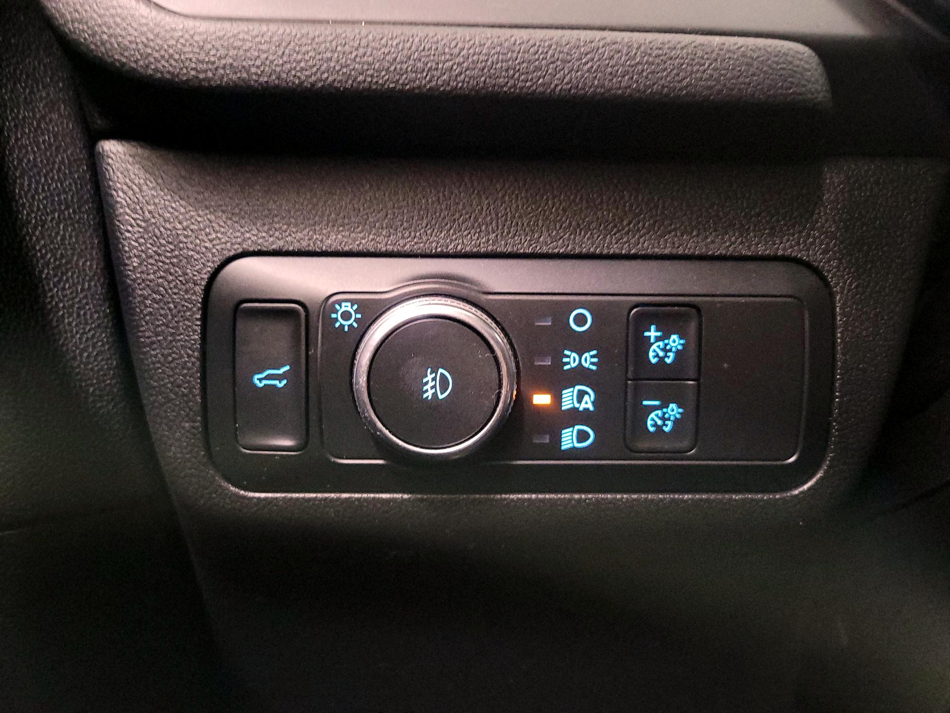 Thumbnail: 2022 Ford Escape - 13