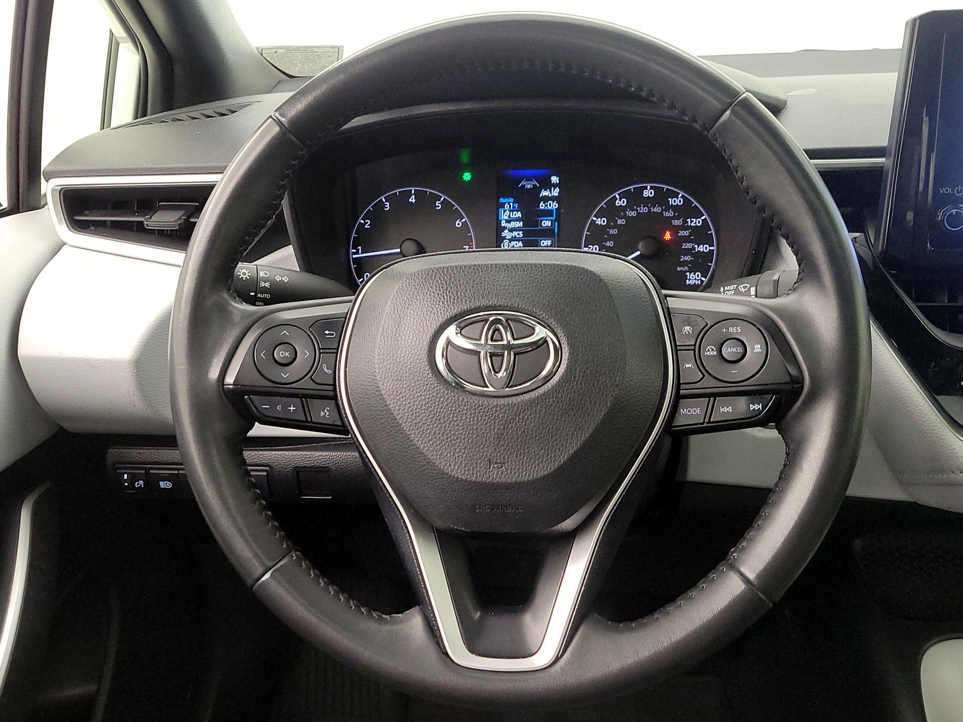 Thumbnail: 2023 Toyota Corolla - 10