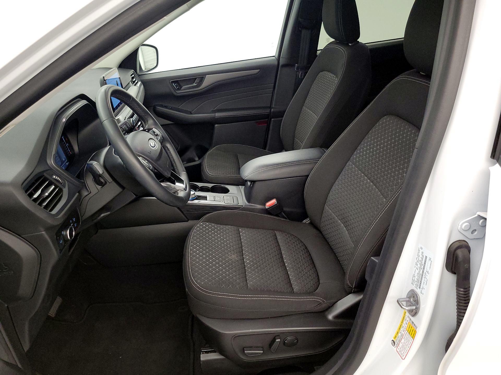 Thumbnail: 2023 Ford Escape - 11