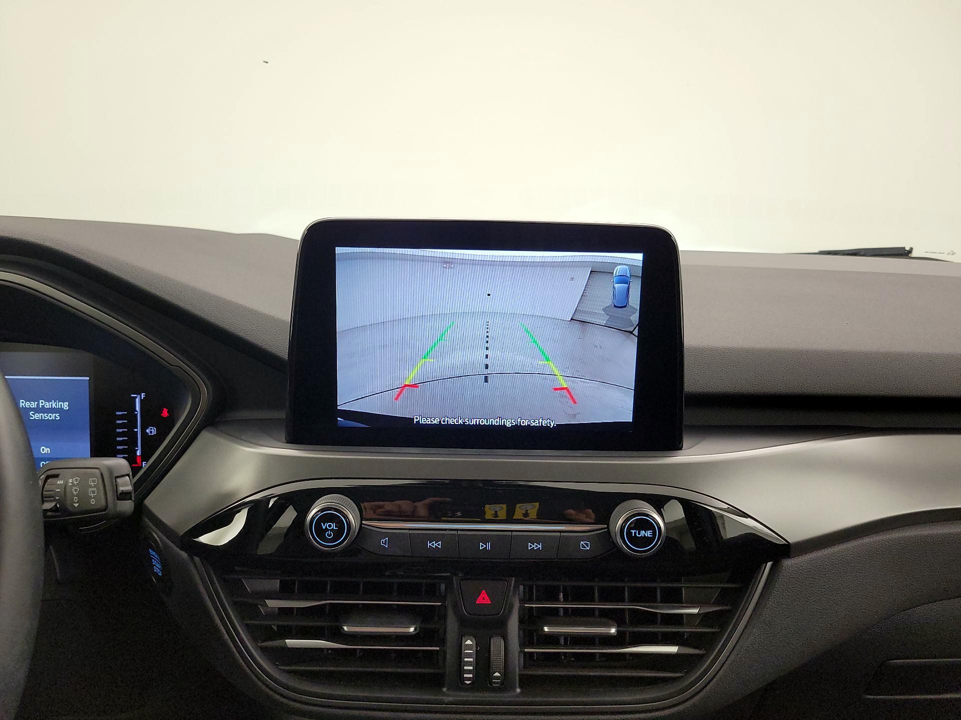 Thumbnail: 2023 Ford Escape - 14