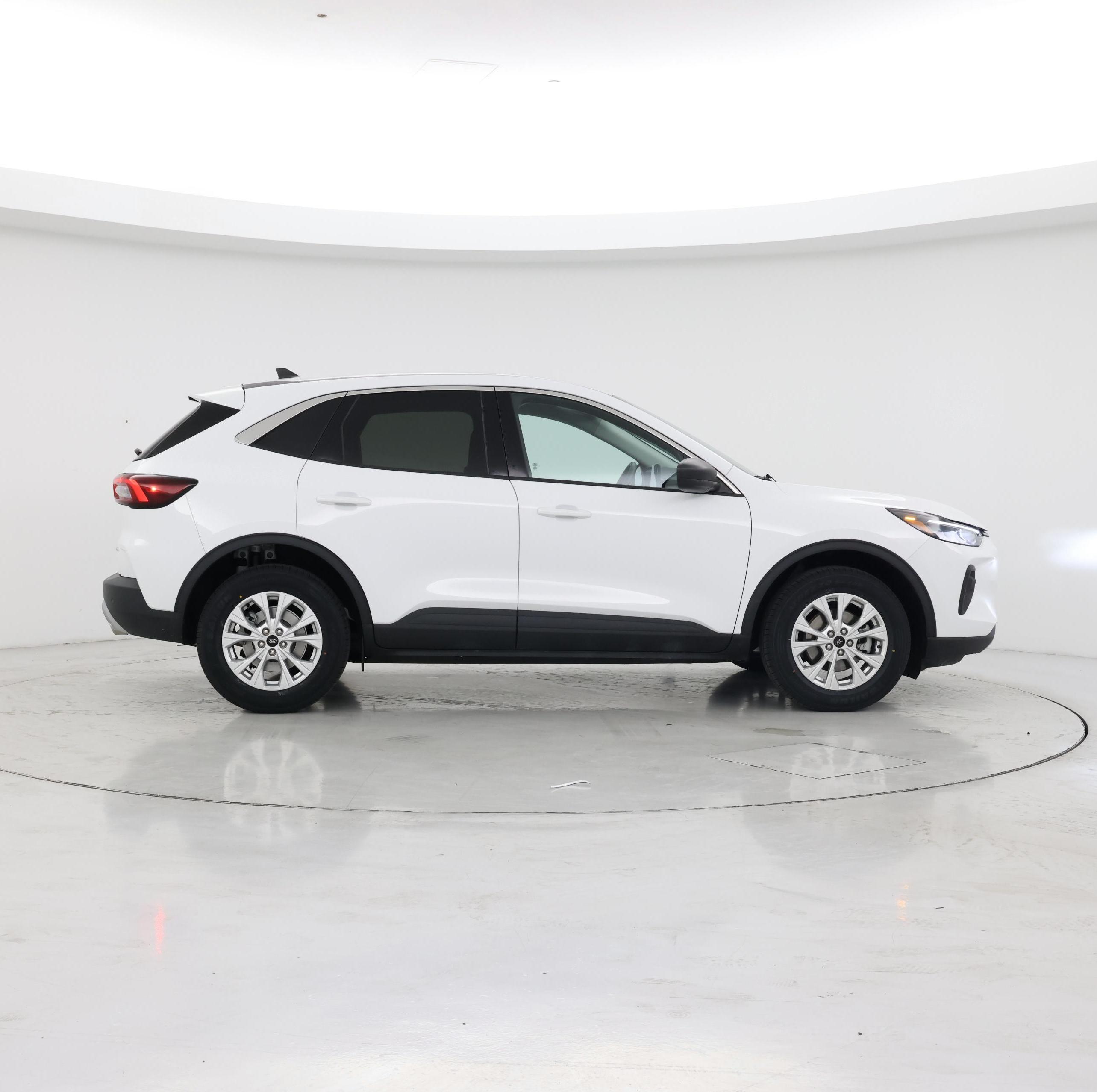 Thumbnail: 2023 Ford Escape - 7