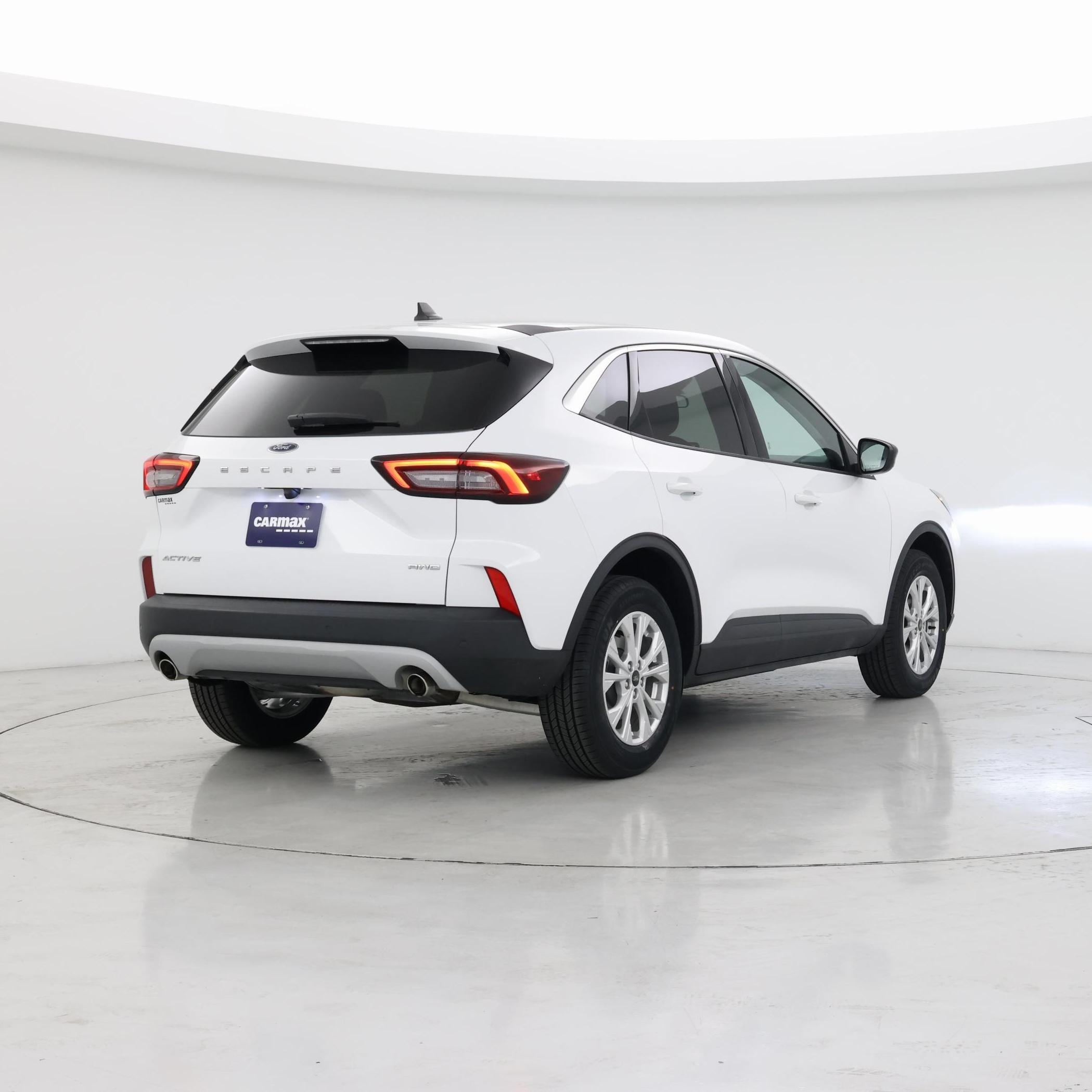 Thumbnail: 2023 Ford Escape - 8