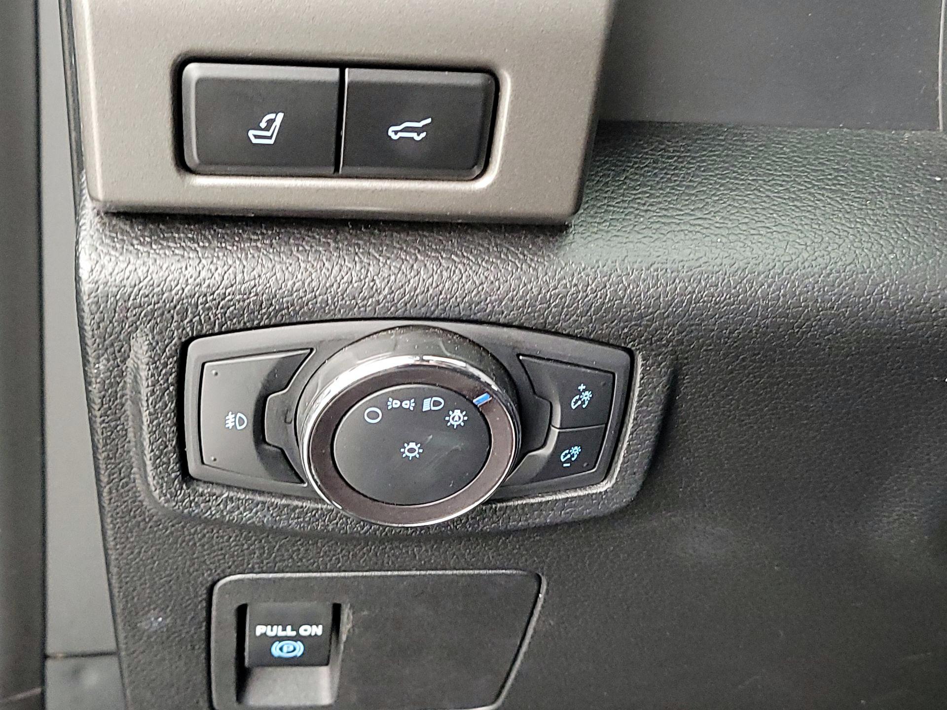 Thumbnail: 2020 Ford Expedition - 13