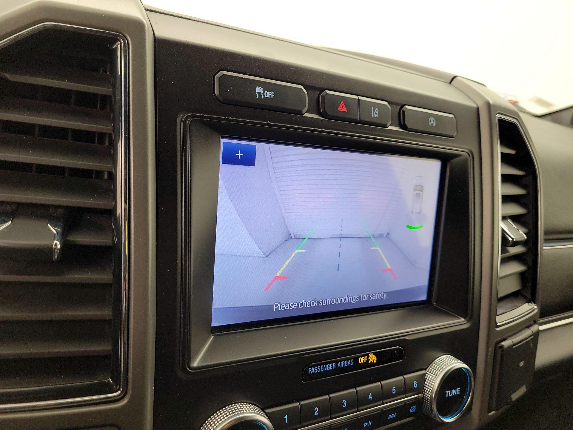 Thumbnail: 2020 Ford Expedition - 14