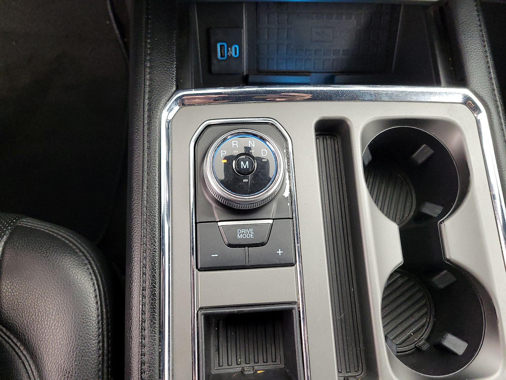 Thumbnail: 2020 Ford Expedition - 17