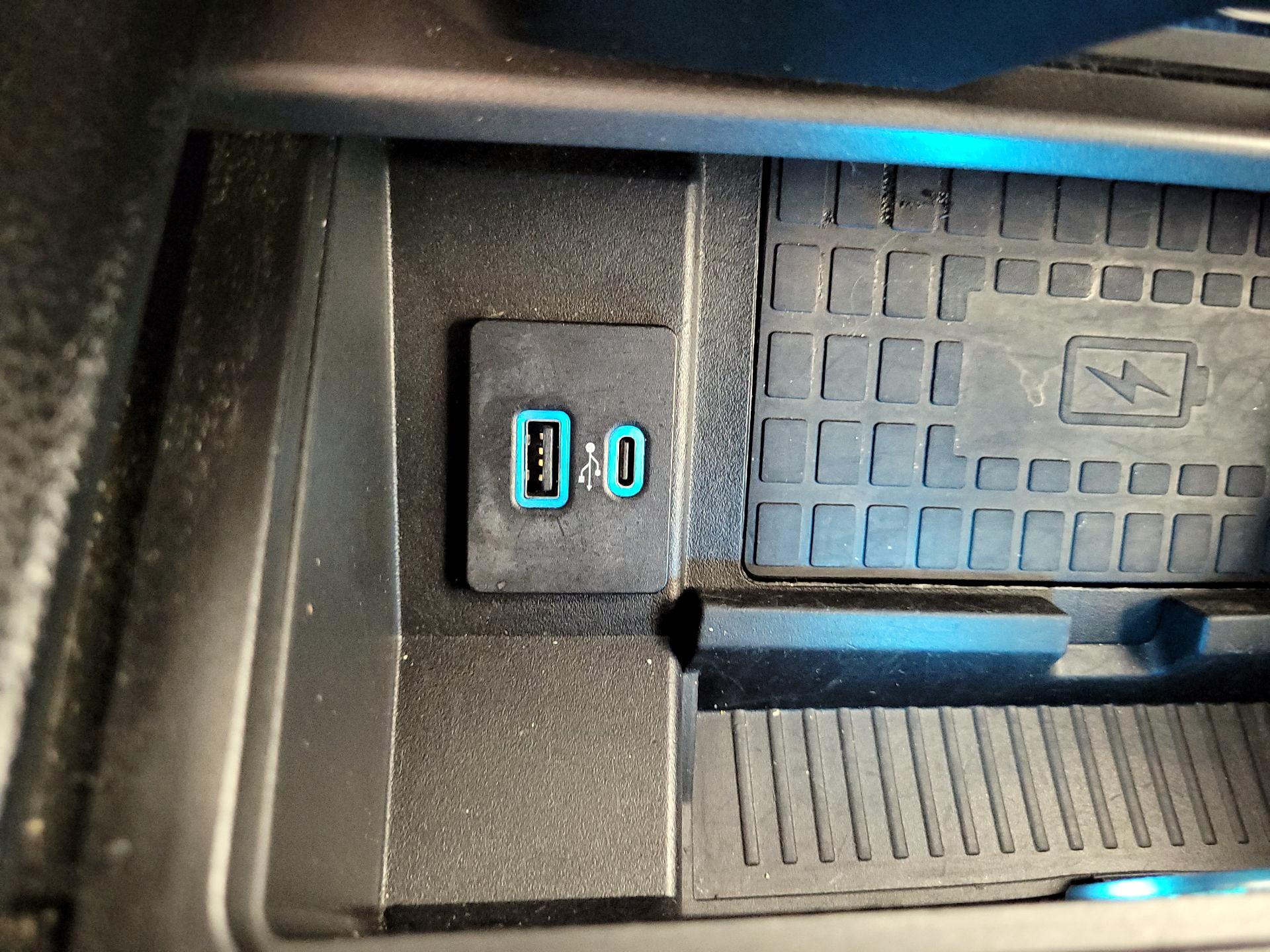 Thumbnail: 2020 Ford Expedition - 18