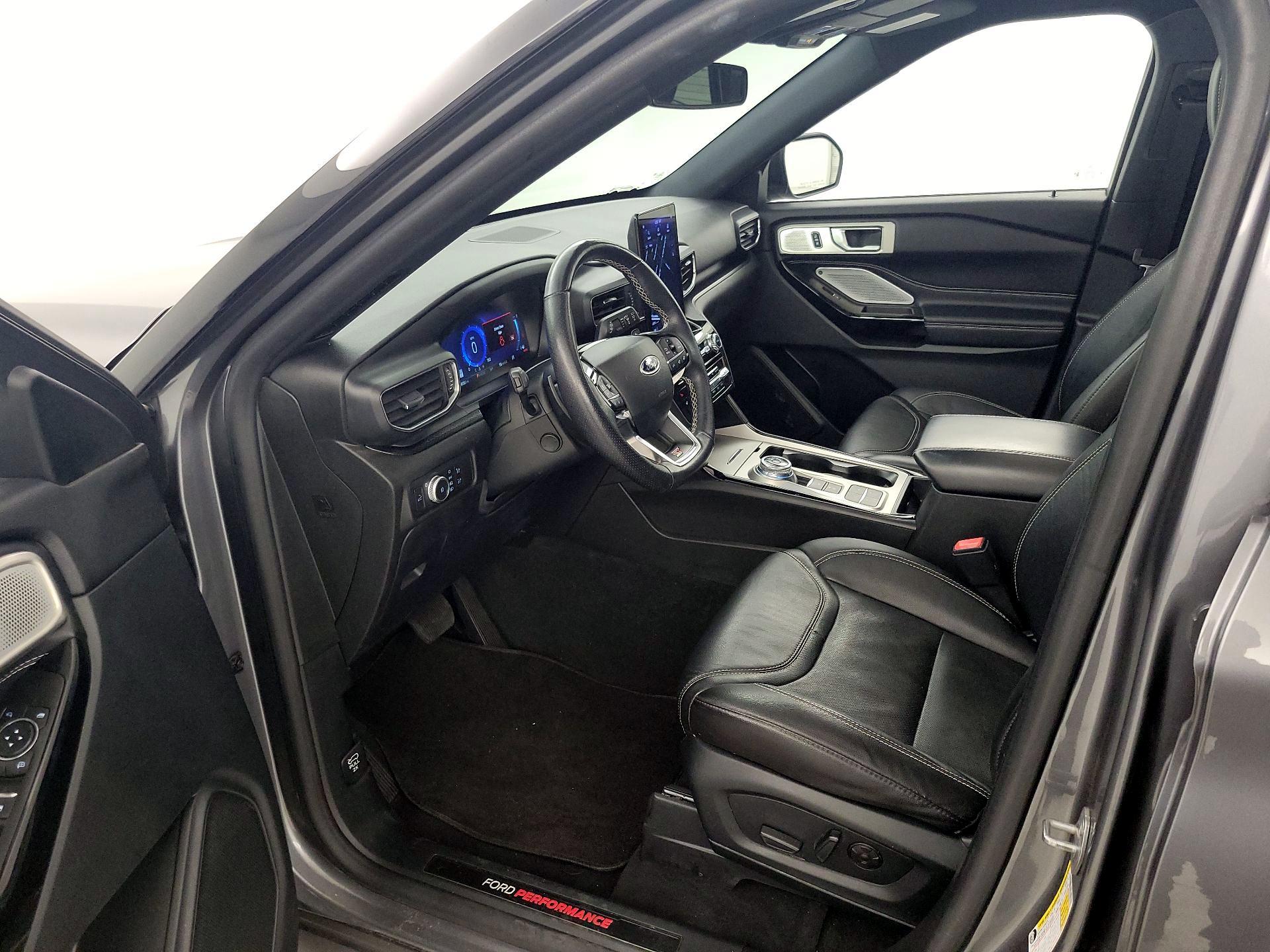 Thumbnail: 2022 Ford Explorer - 11