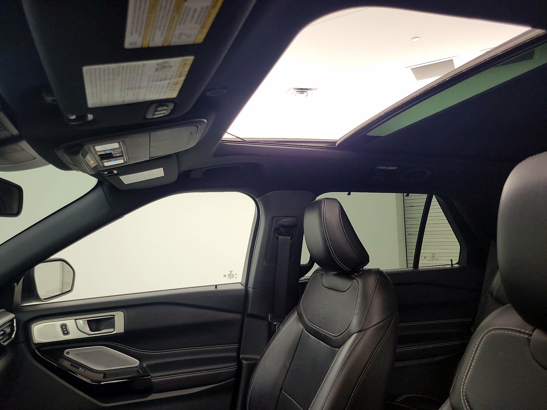 Thumbnail: 2022 Ford Explorer - 20