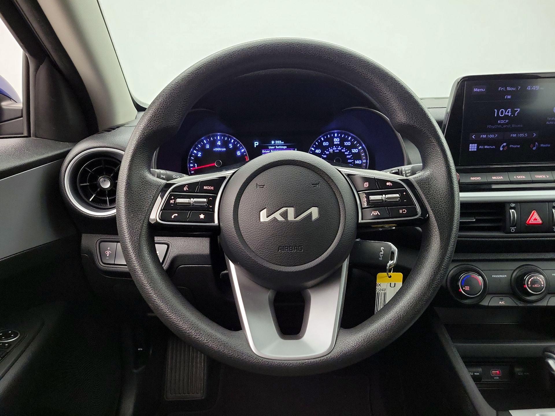 Thumbnail: 2023 Kia Forte - 10