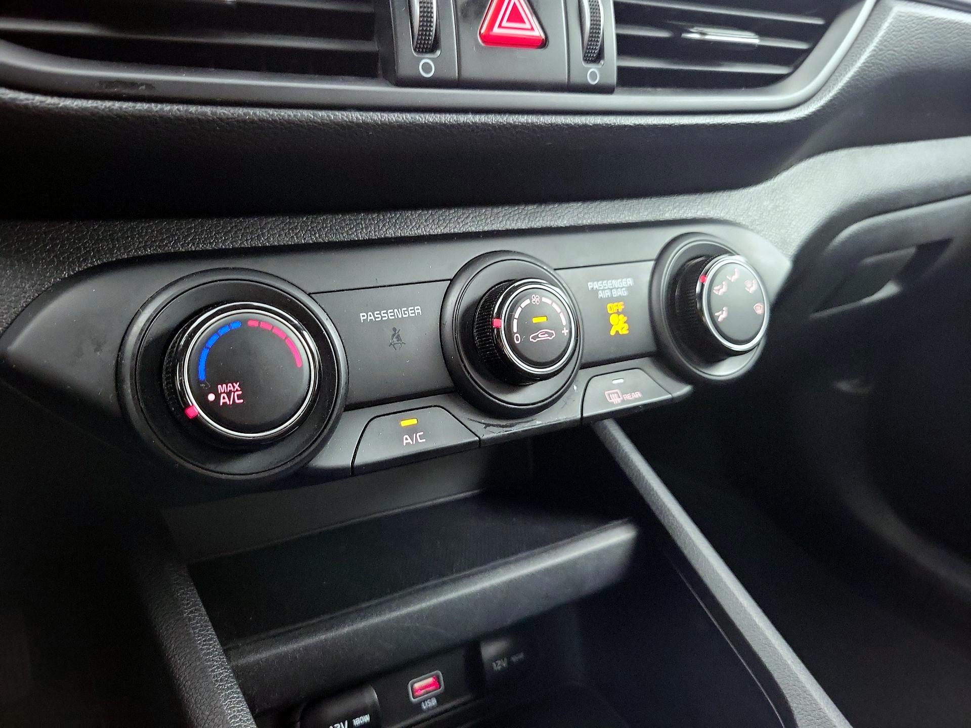 Thumbnail: 2023 Kia Forte - 16