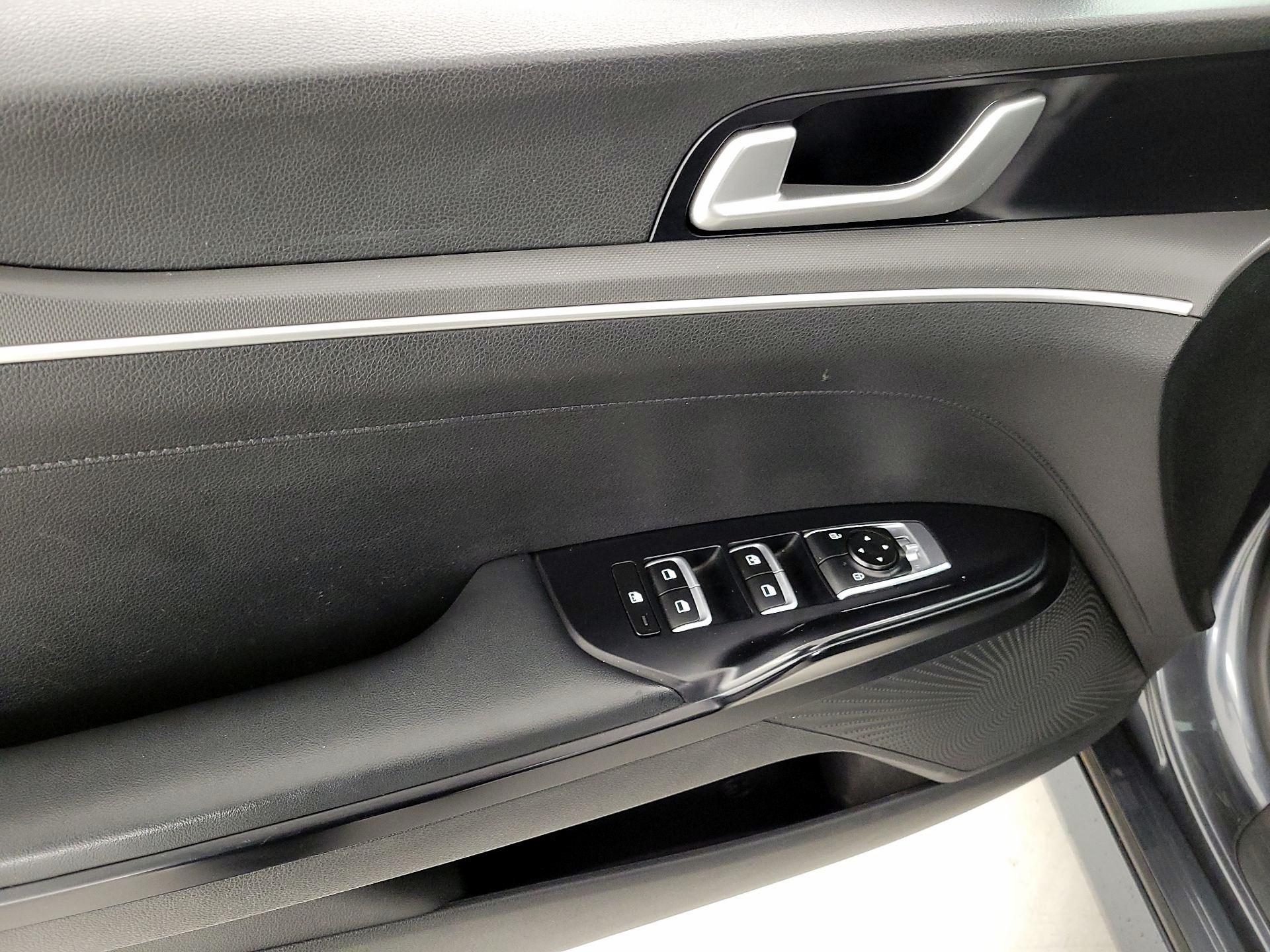 Thumbnail: 2022 Kia K5 - 12