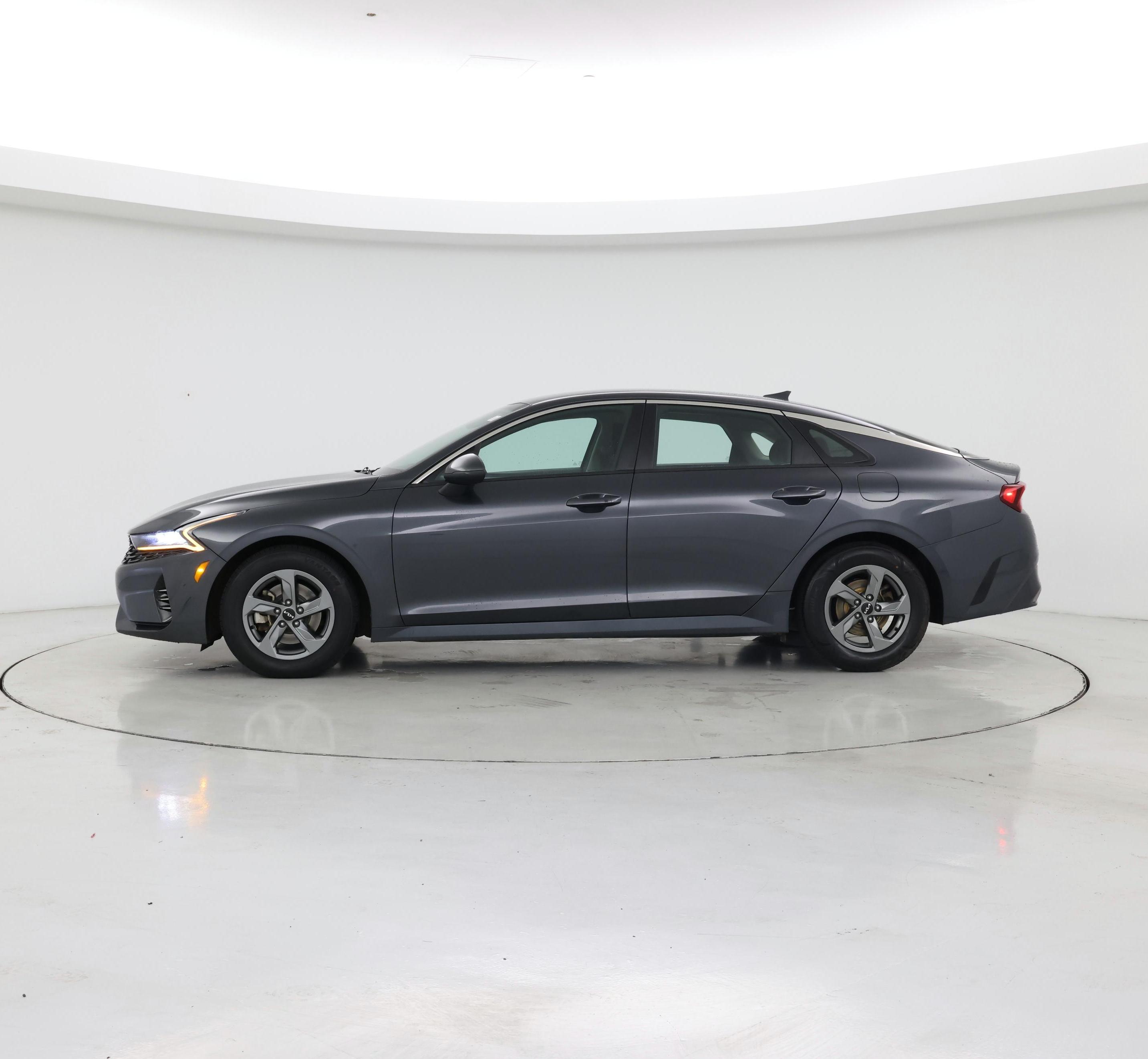 Thumbnail: 2022 Kia K5 - 3