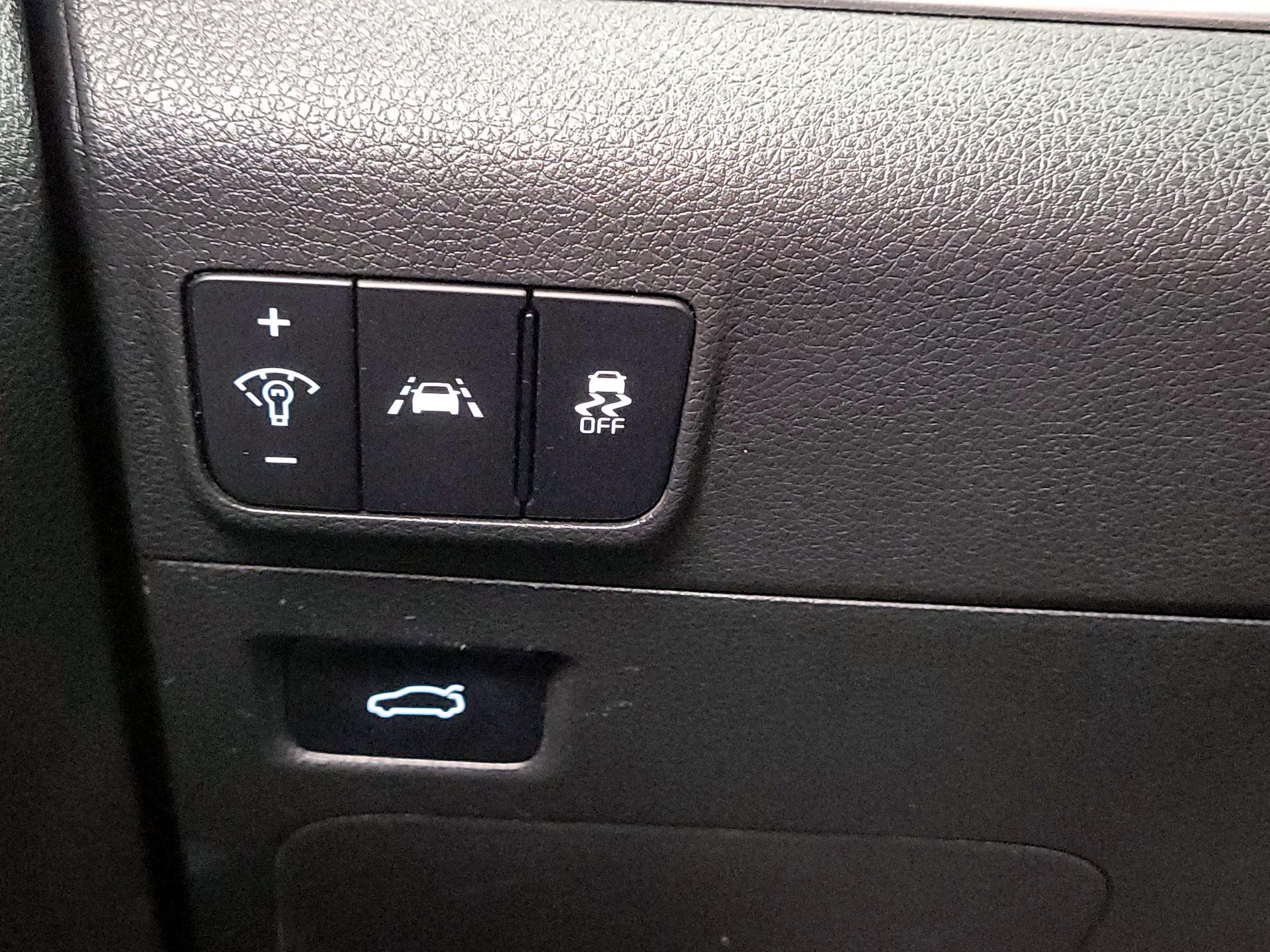 Thumbnail: 2022 Kia K5 - 13