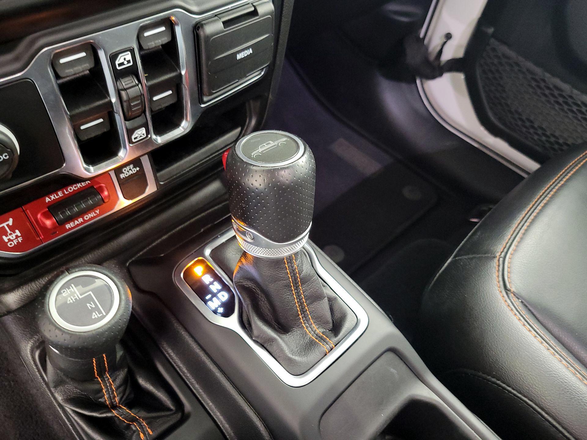 Thumbnail: 2021 Jeep Gladiator - 18