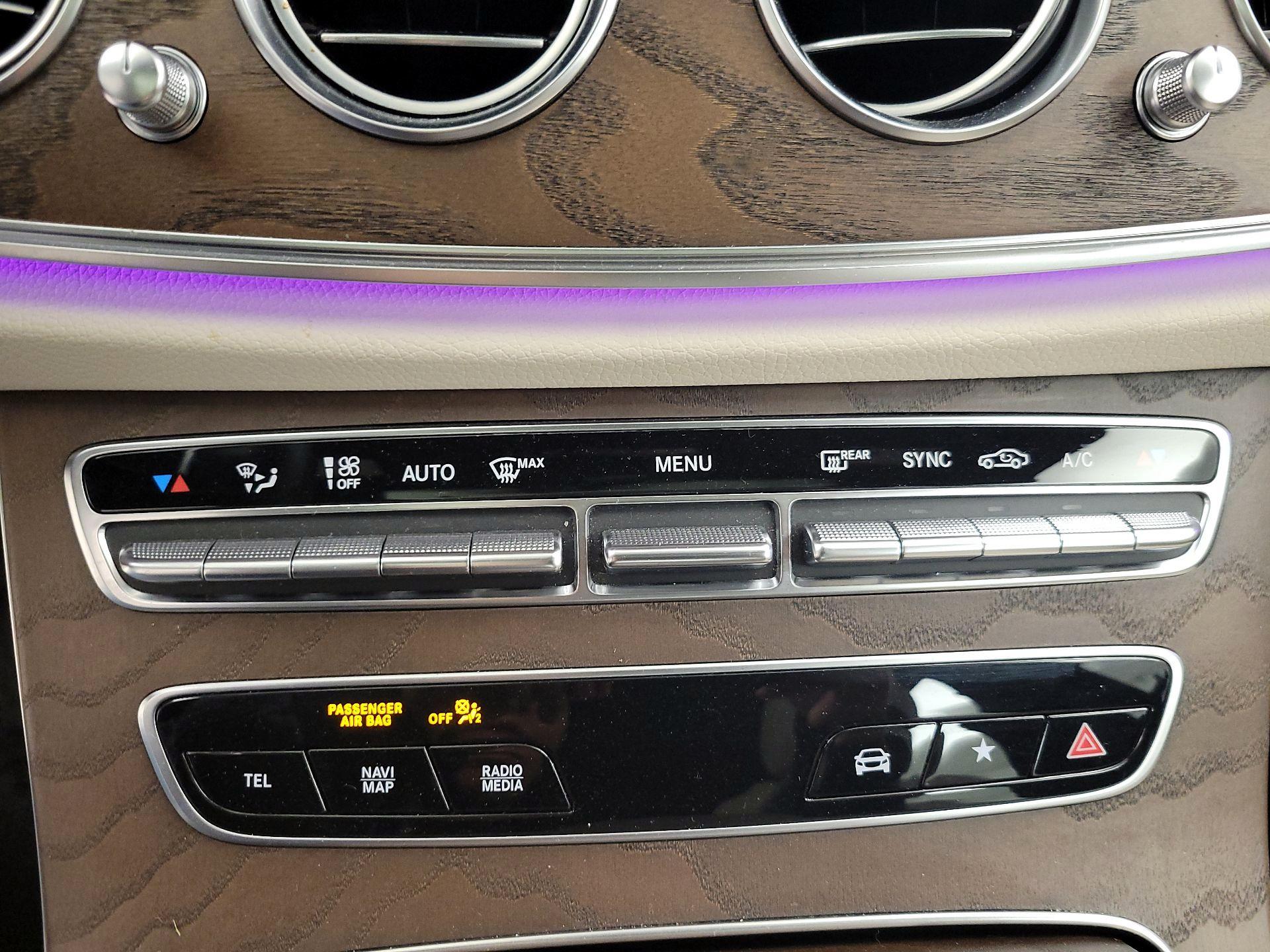 Thumbnail: 2021 Mercedes-Benz E-Class - 17