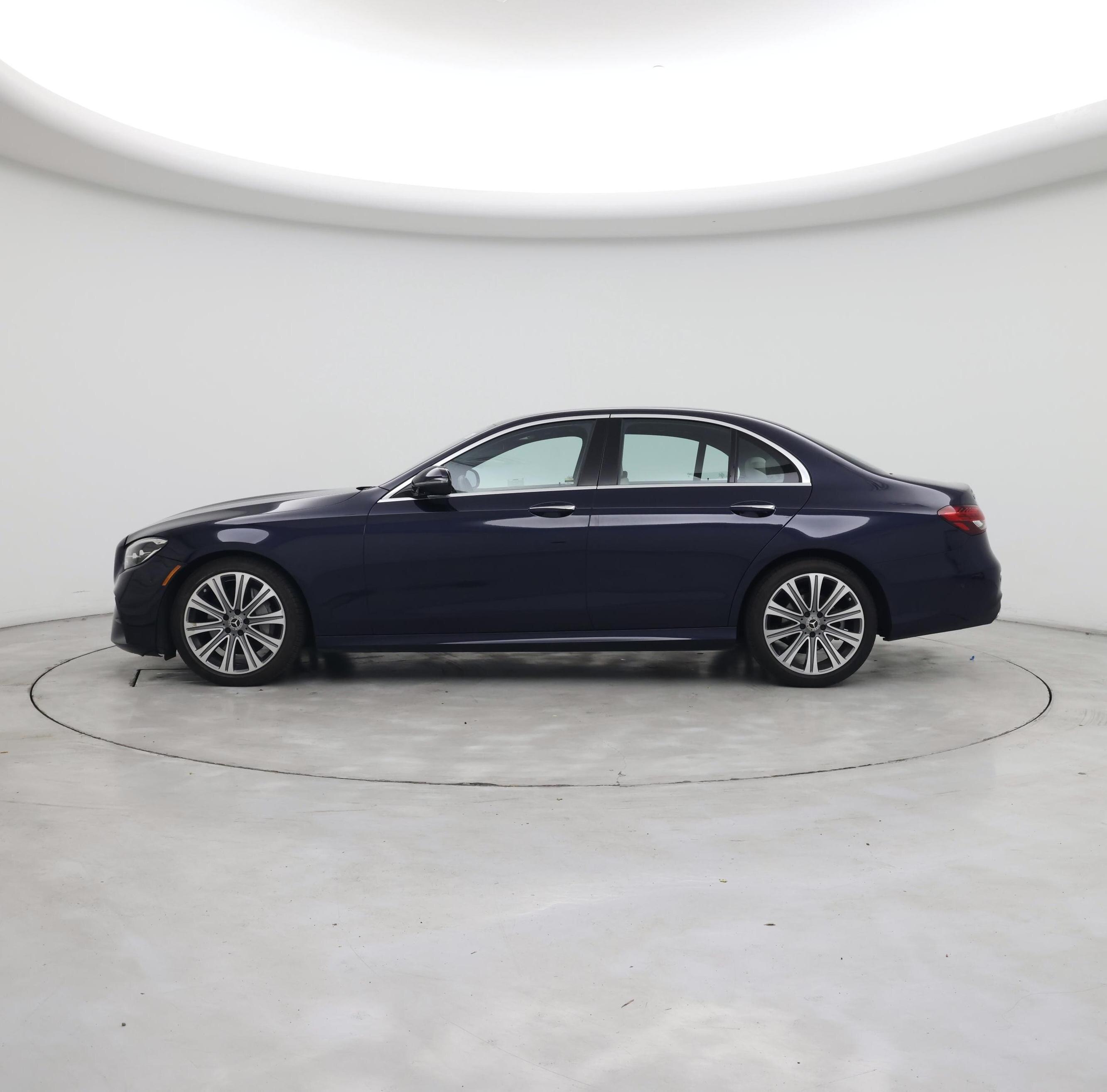 Thumbnail: 2021 Mercedes-Benz E-Class - 3