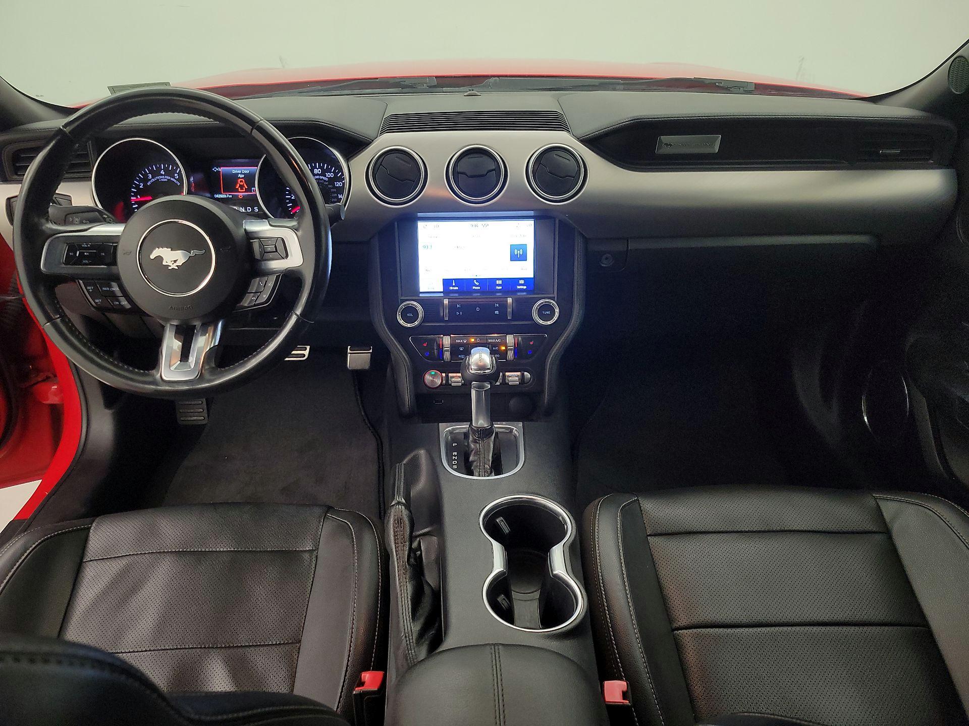 Thumbnail: 2022 Ford Mustang - 9