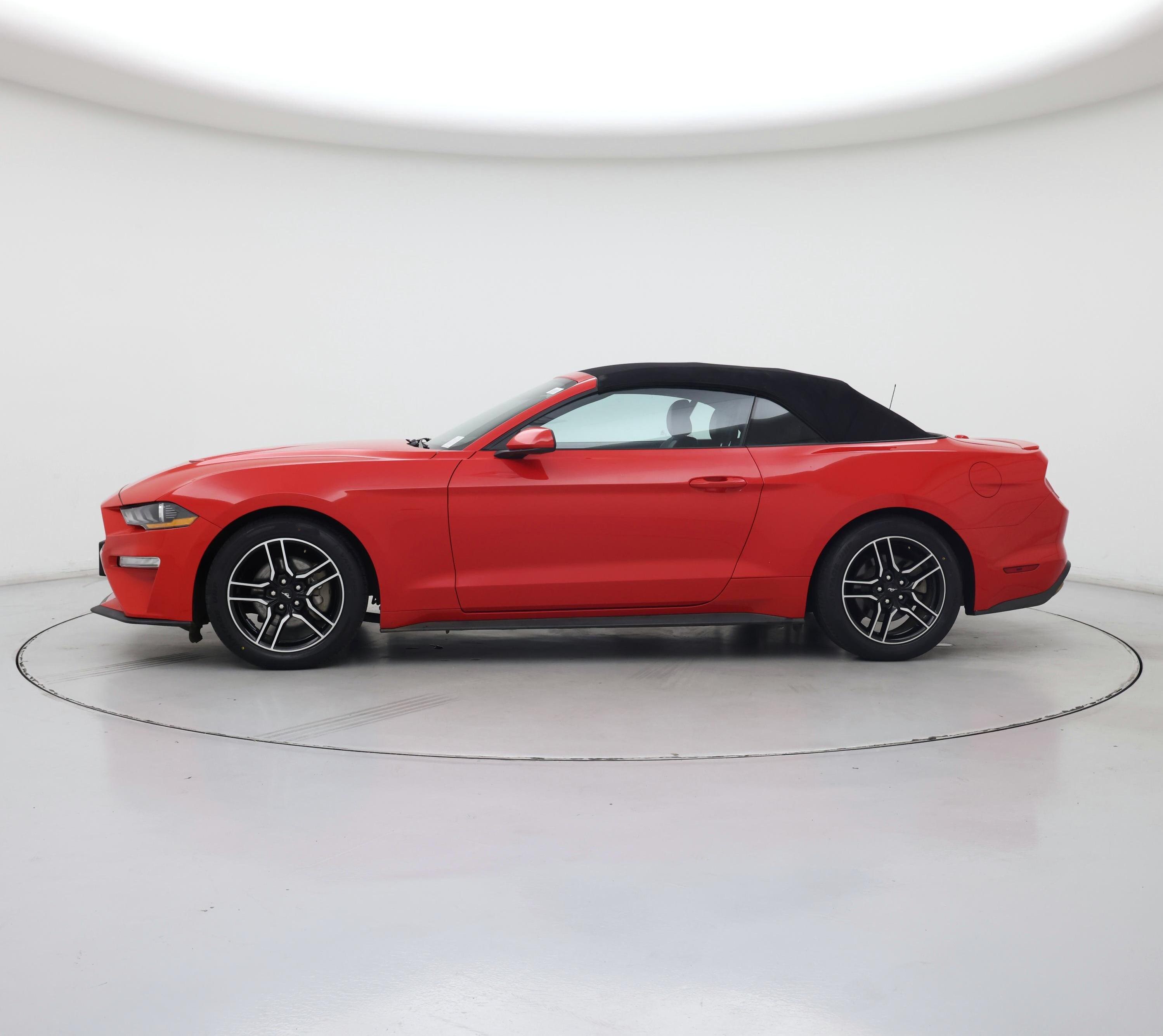 Thumbnail: 2022 Ford Mustang - 3