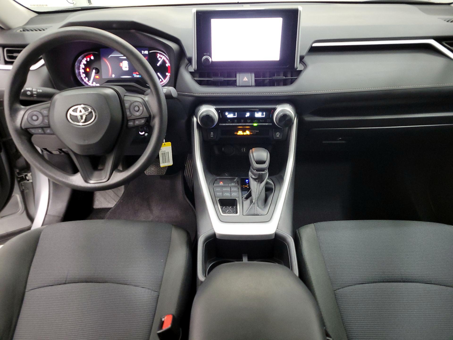 Thumbnail: 2024 Toyota RAV4 - 9