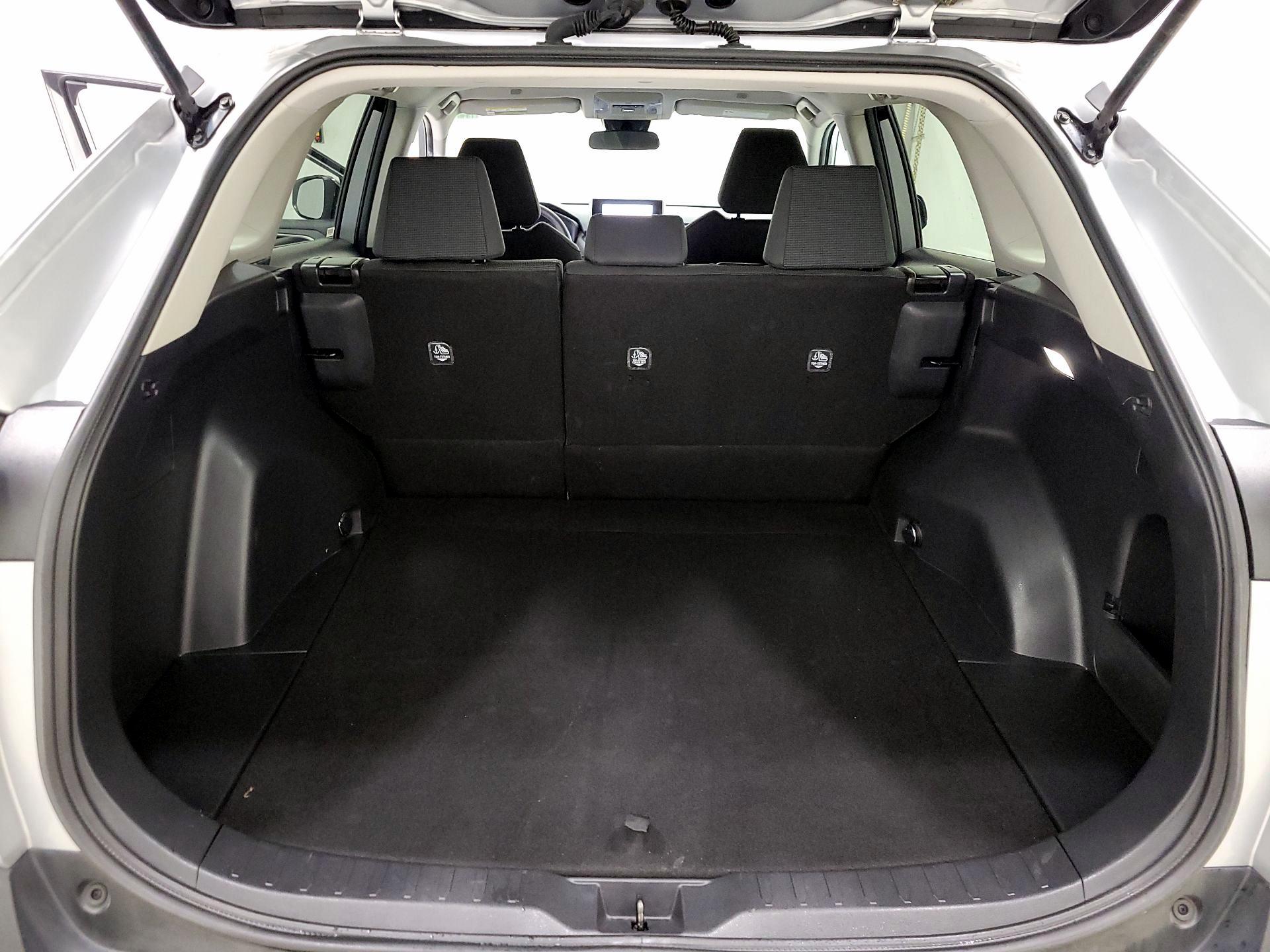 Thumbnail: 2024 Toyota RAV4 - 20