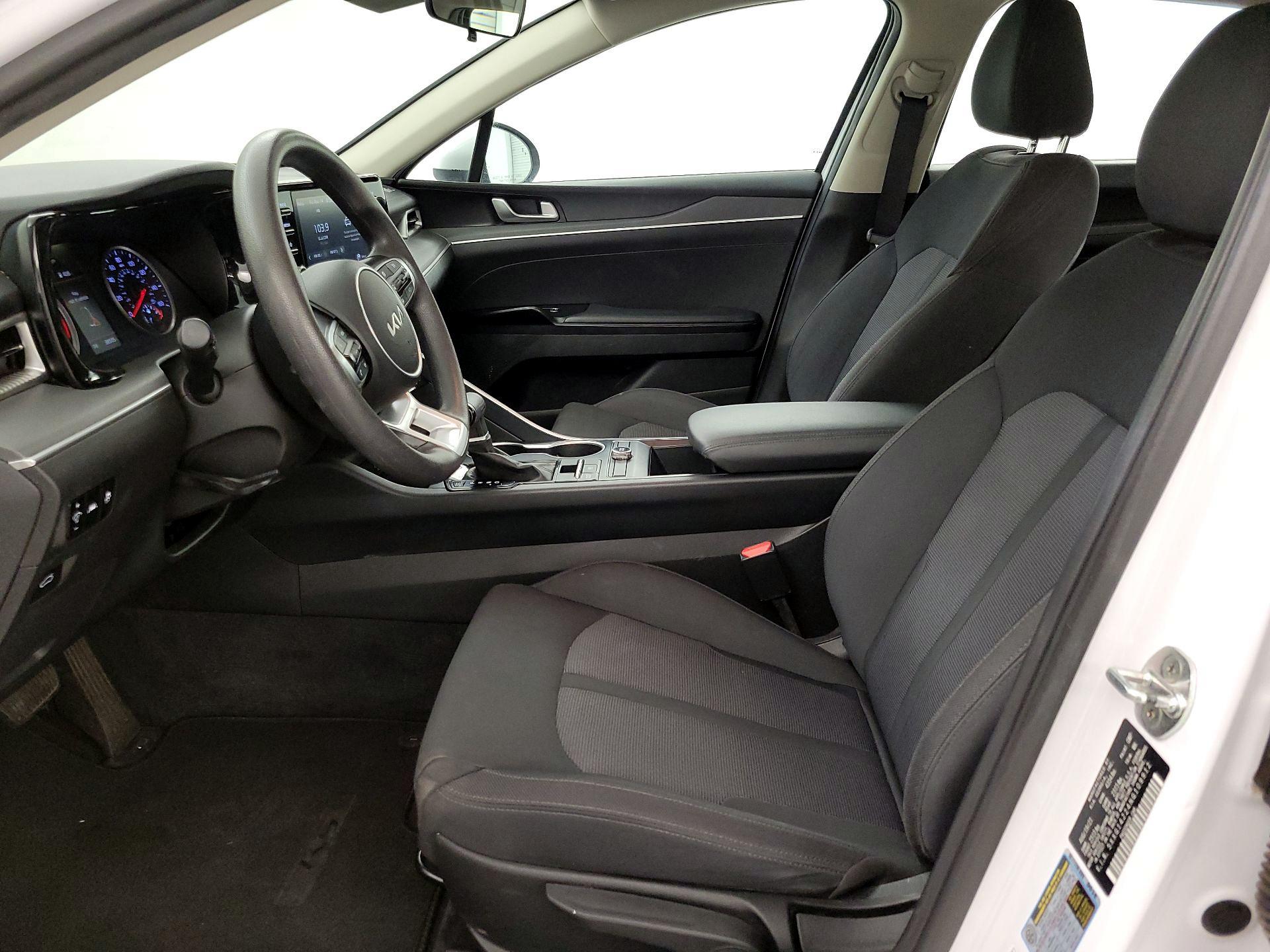 Thumbnail: 2022 Kia K5 - 11