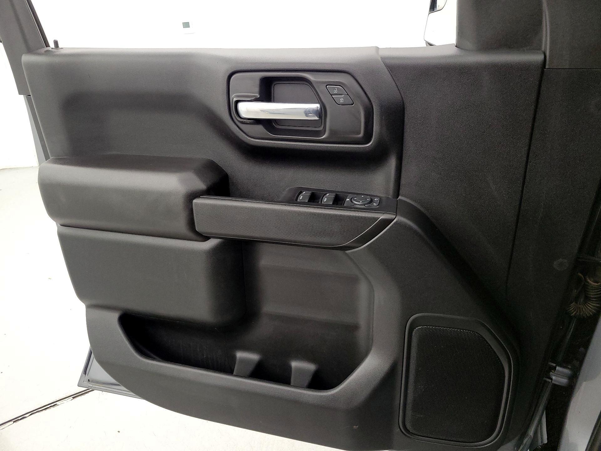 Thumbnail: 2022 Chevrolet Silverado 1500 - 12