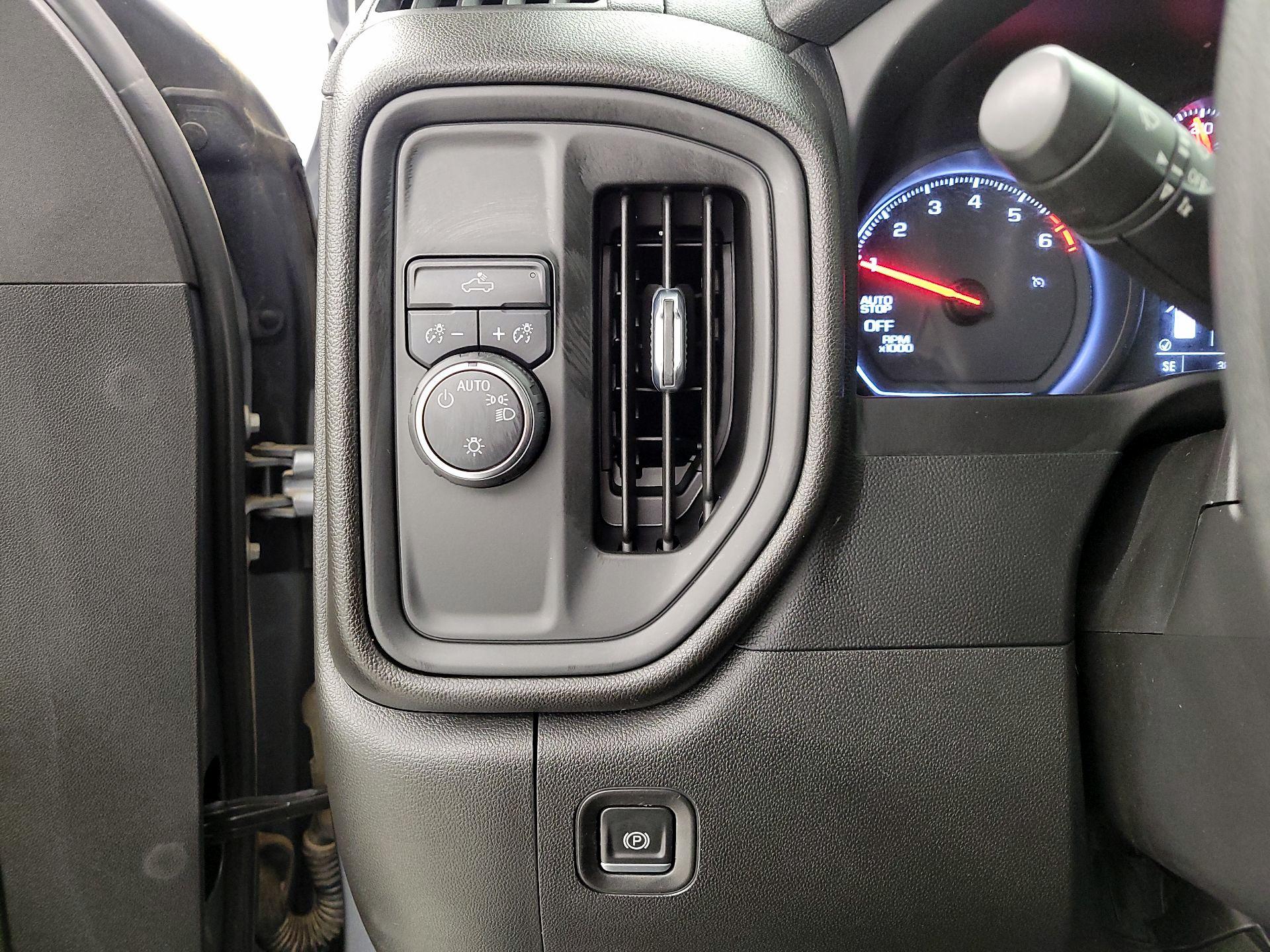 Thumbnail: 2022 Chevrolet Silverado 1500 - 13