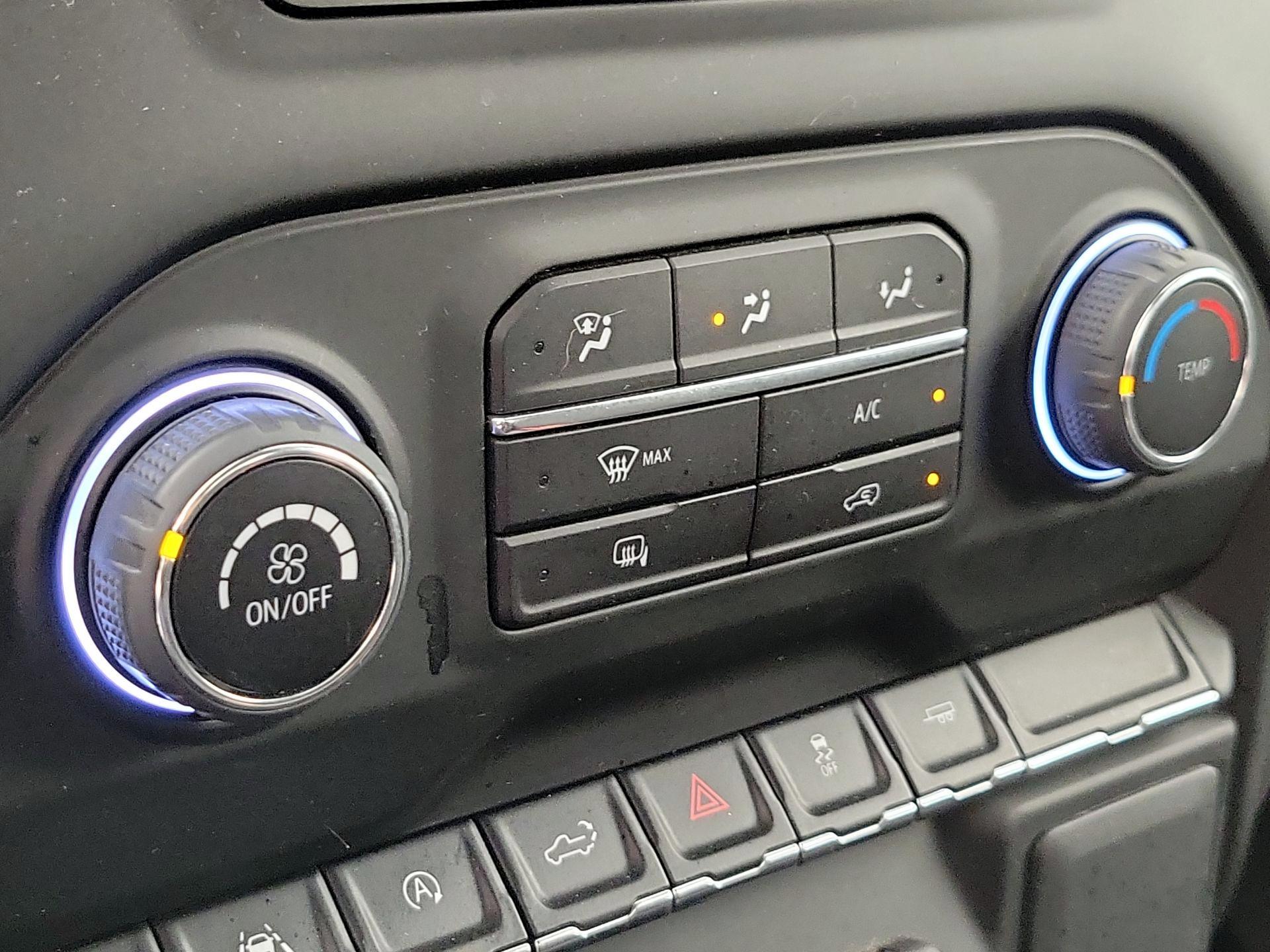 Thumbnail: 2024 Chevrolet Silverado 1500 - 16