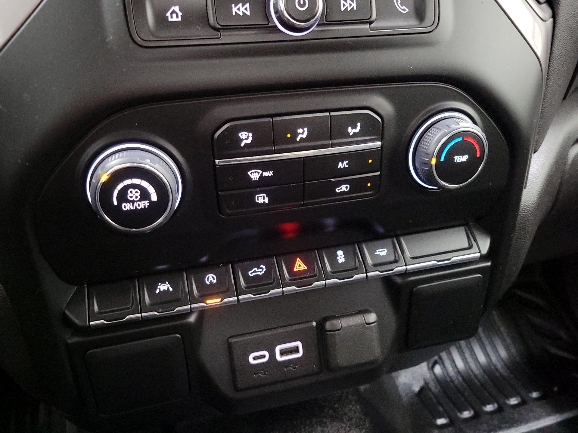 Thumbnail: 2024 Chevrolet Silverado 1500 - 16