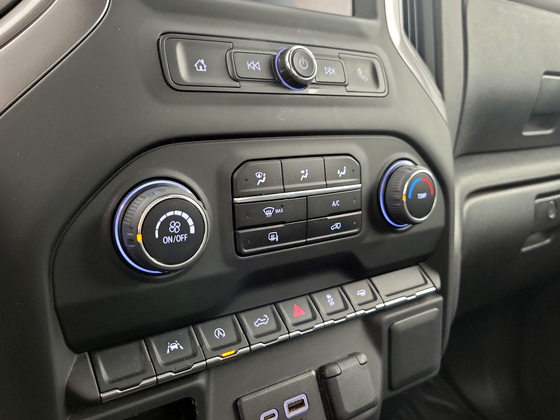 Thumbnail: 2024 Chevrolet Silverado 1500 - 16