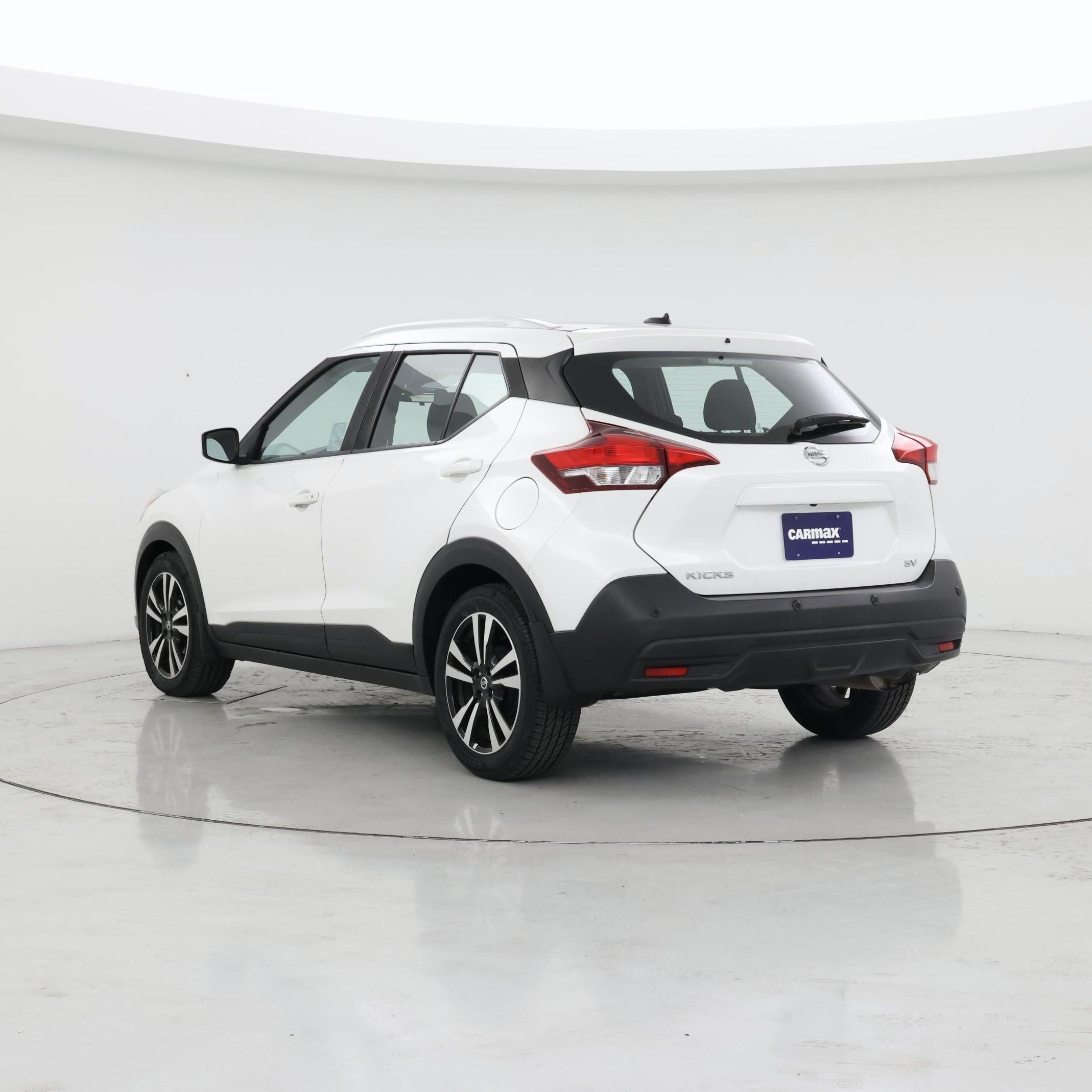 Thumbnail: 2020 Nissan Kicks - 2