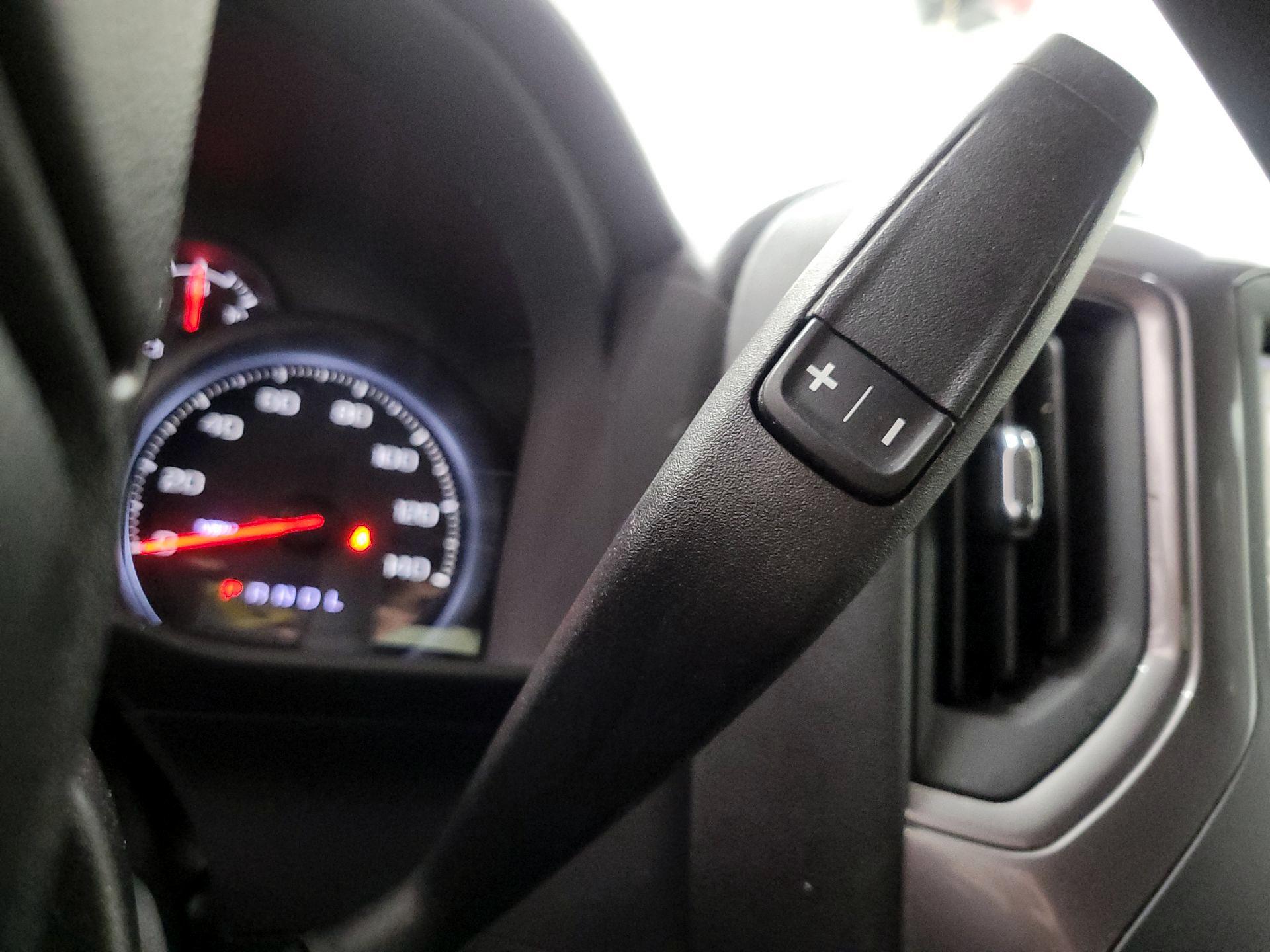 Thumbnail: 2022 Chevrolet Silverado 1500 - 17