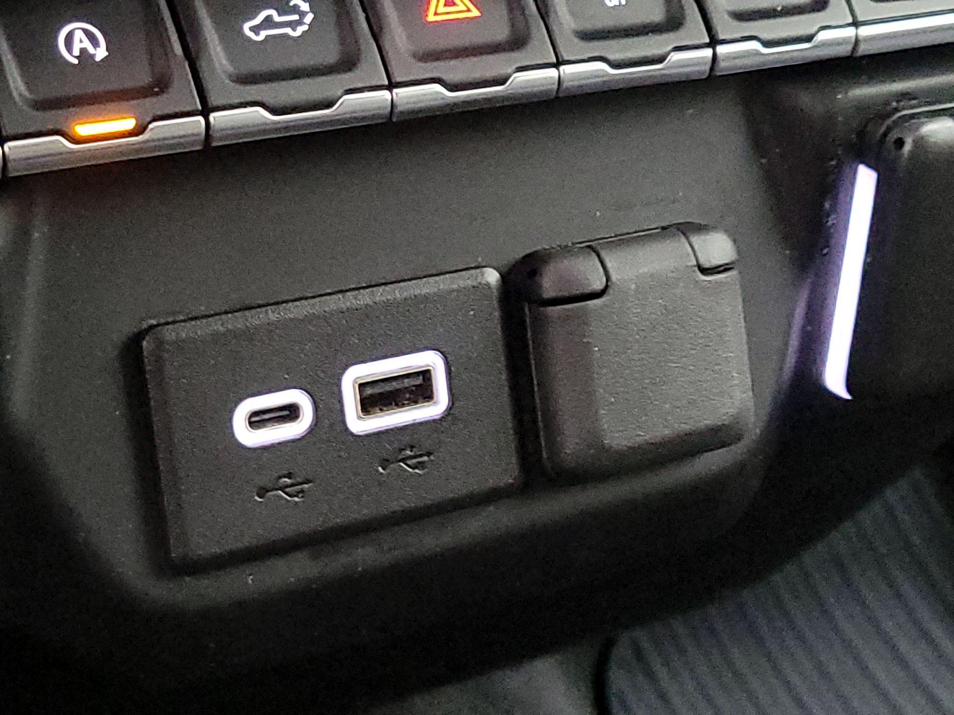 Thumbnail: 2022 Chevrolet Silverado 1500 - 18